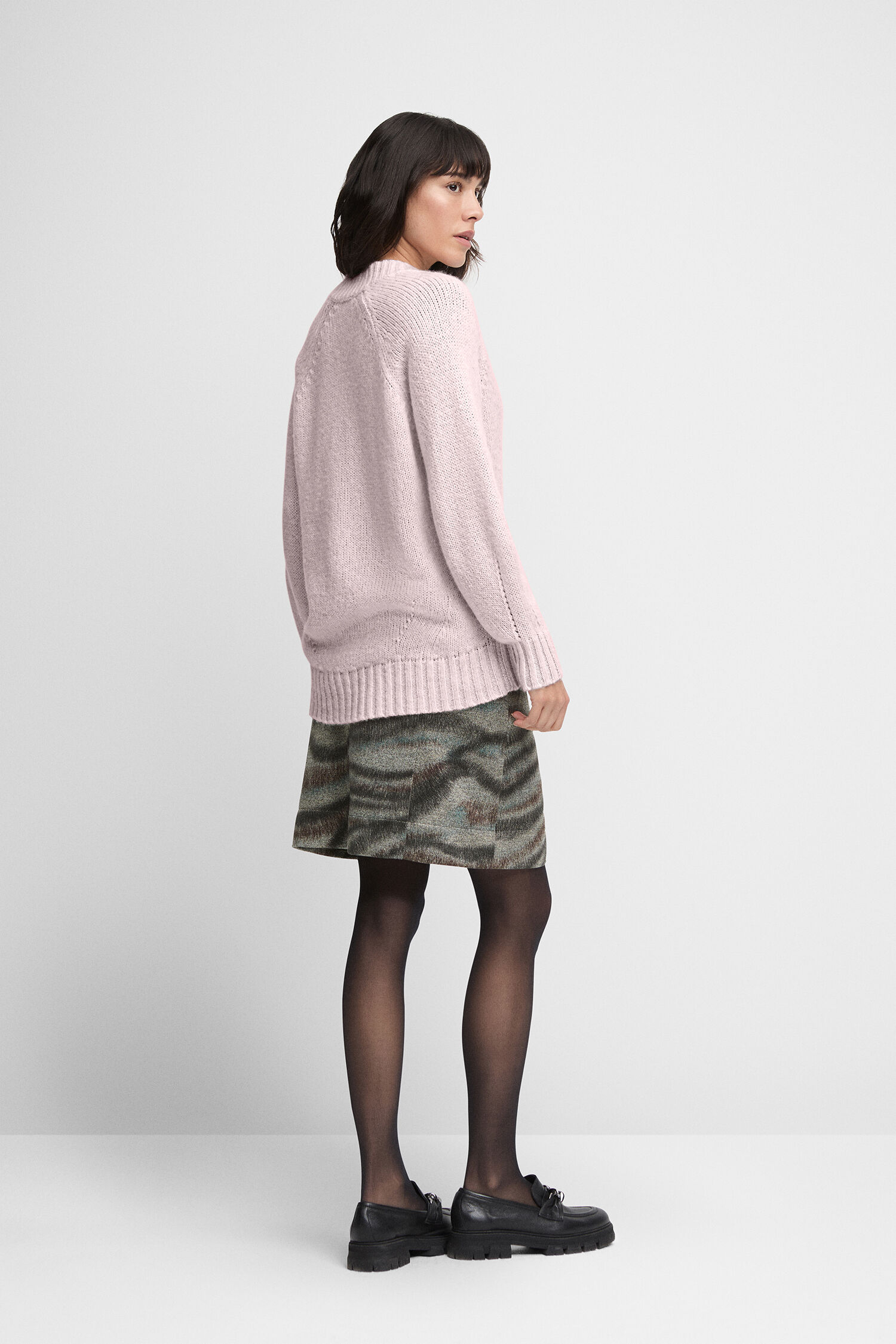 Strickwaren, Pullover, Rock, Person, Schuh