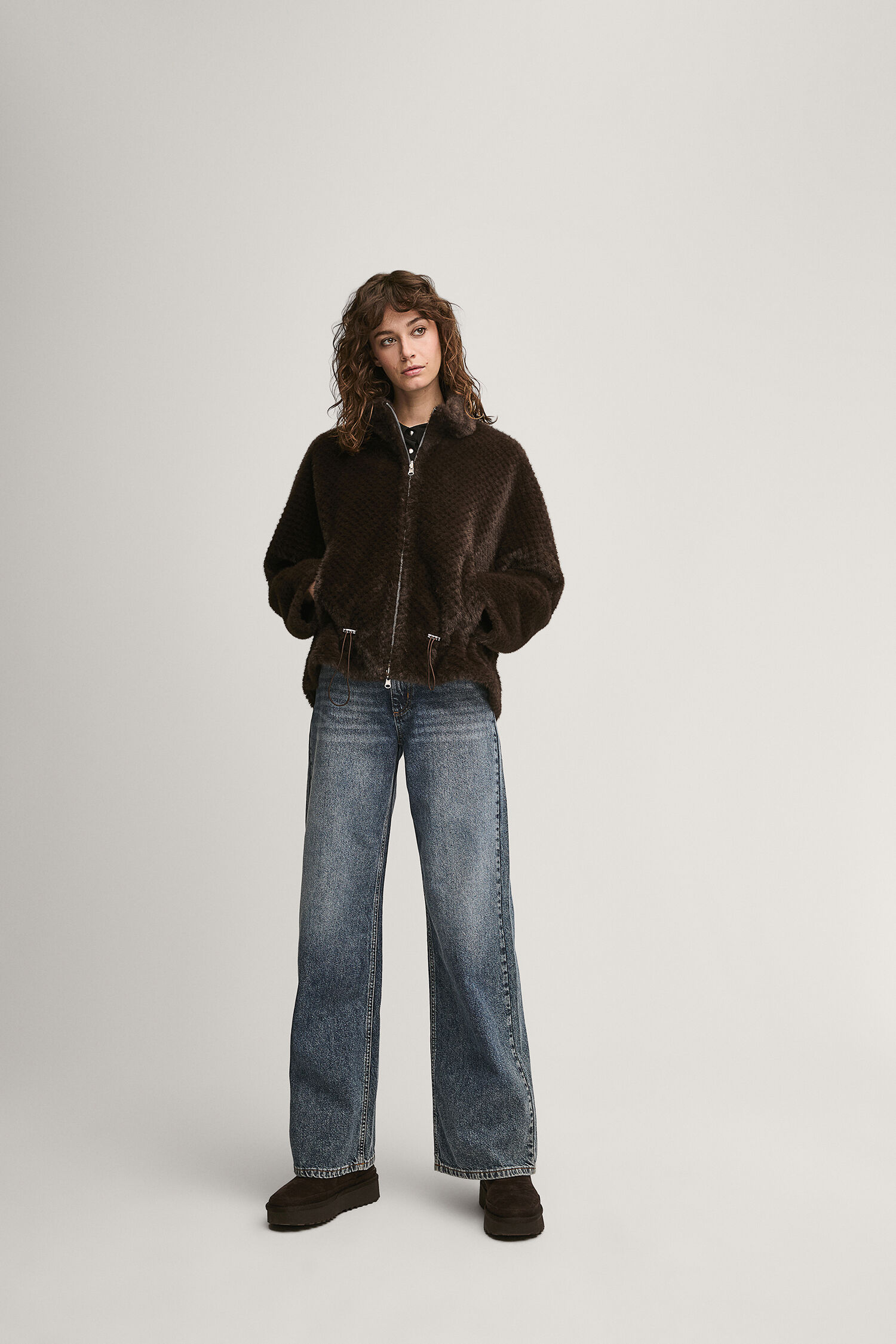 Hosen, Mantel, Jacke, Jeans, Person, Hosen, Mantel, Jacke, Jeans, Person