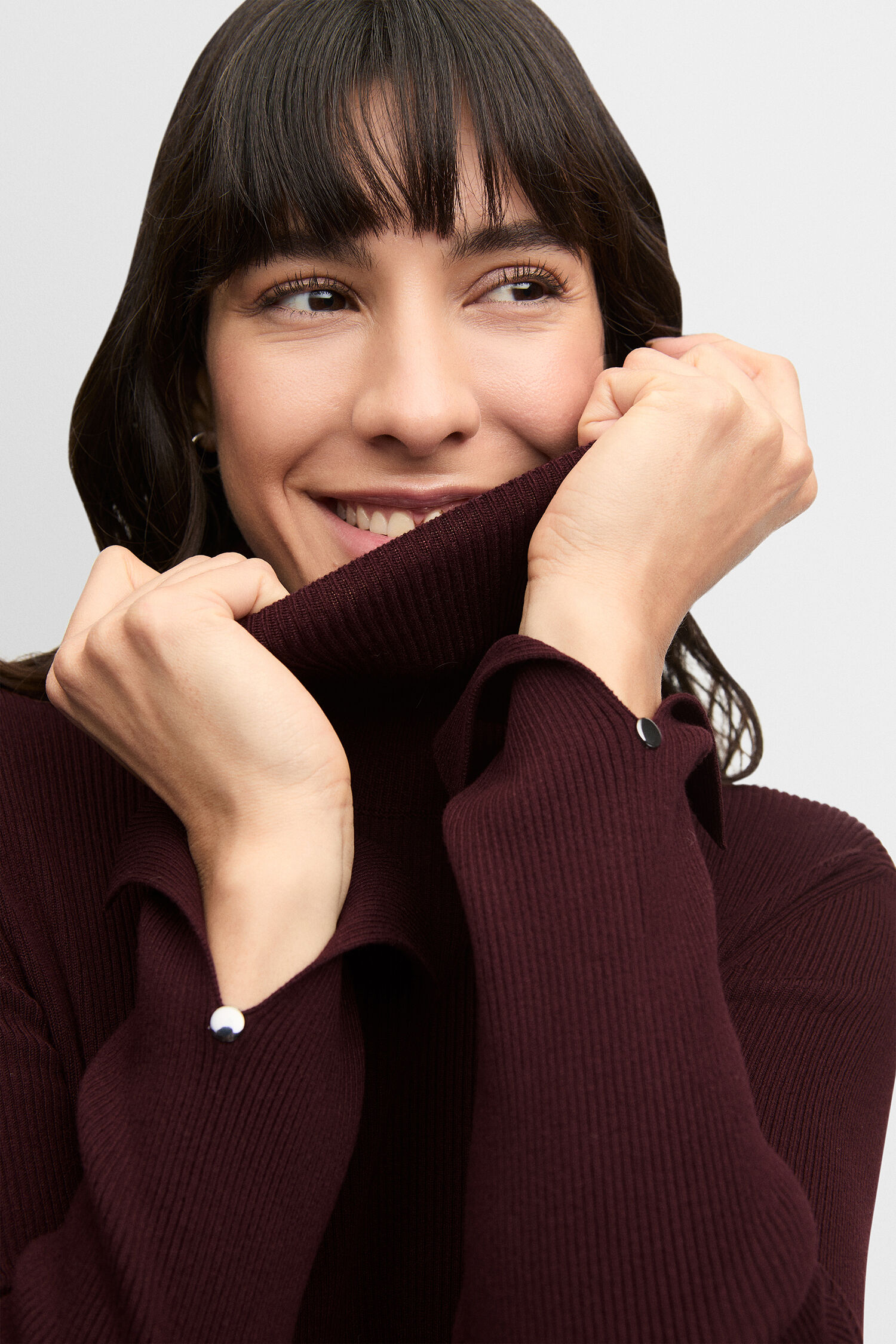 Pullover CINANNI Gesicht, Kopf, Person, Lächeln, Frau
