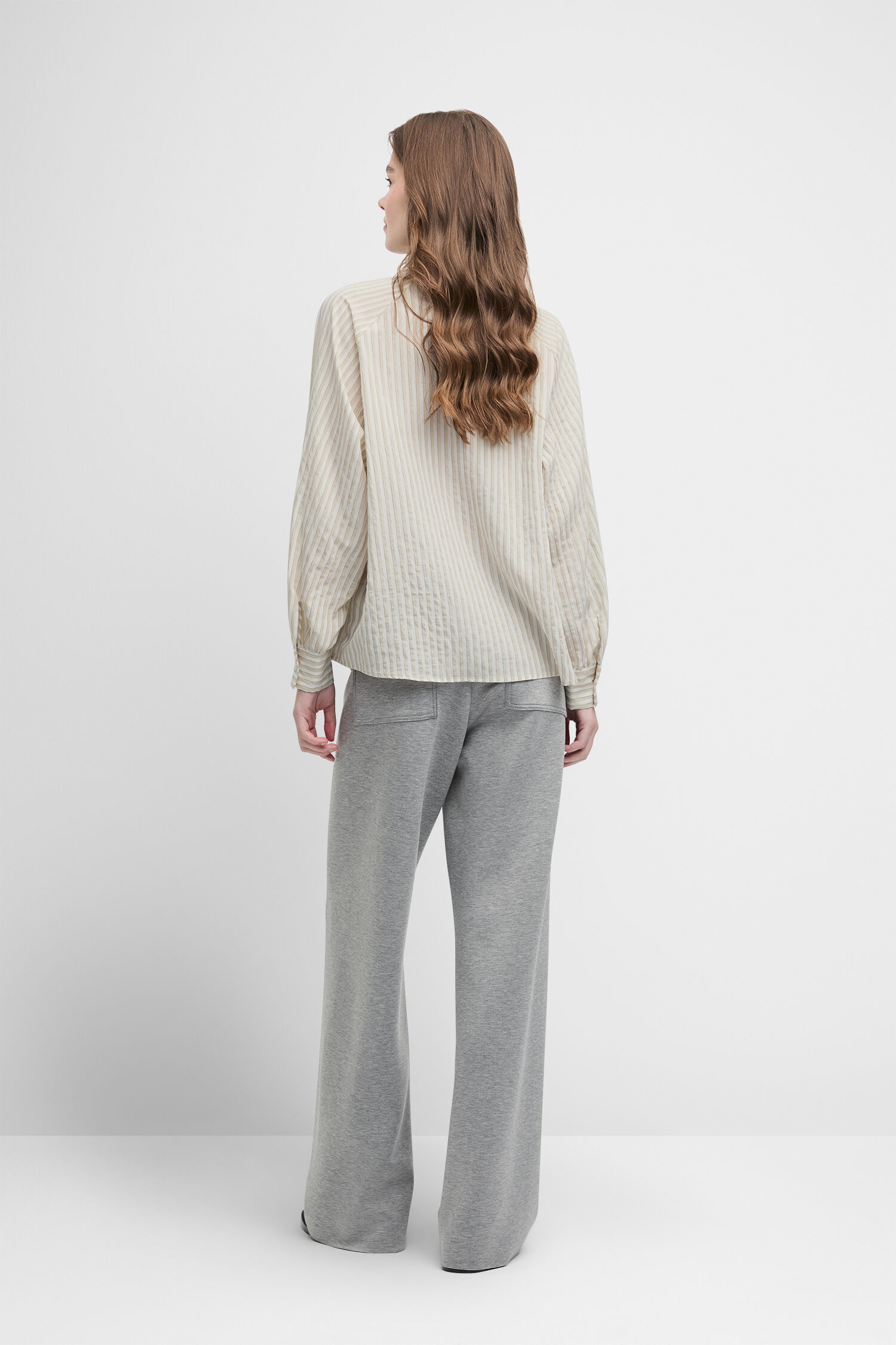 Pulli, Erwachsener, Weiblich, Person, Frau