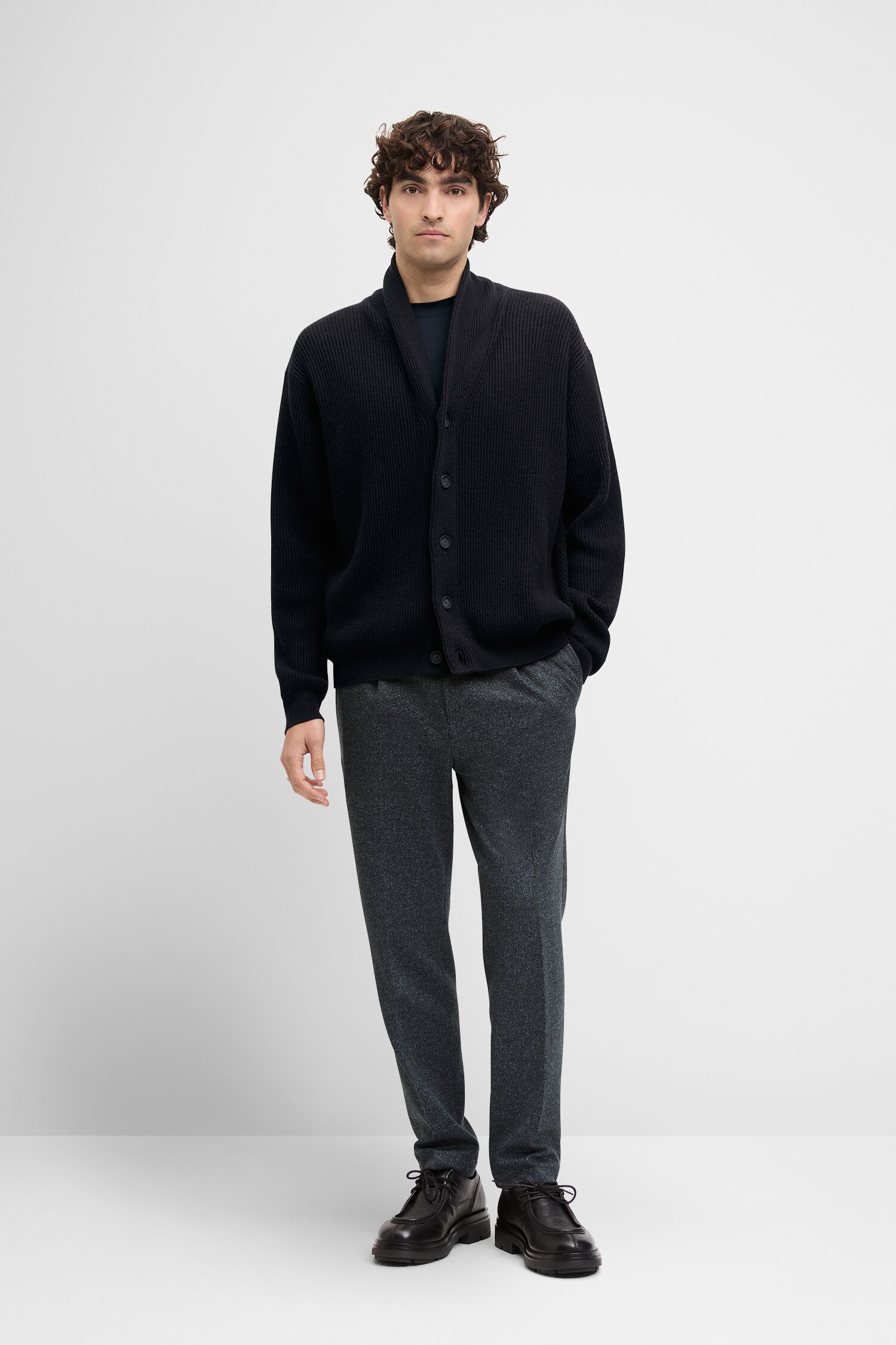 Pulli, Anzug, Hosen, Mann, Person