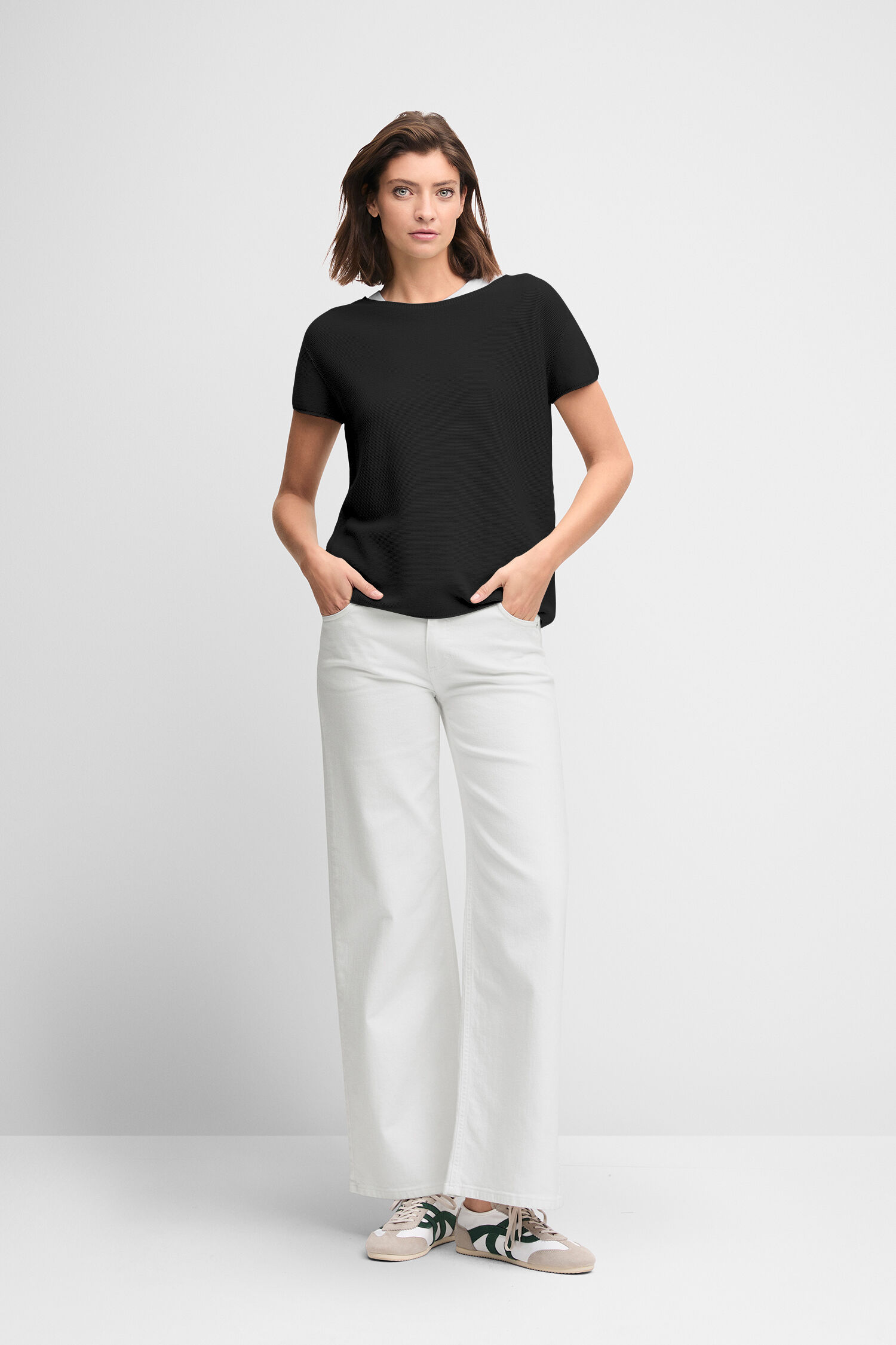 Bluse, Hosen, Erwachsener, Person, Frau