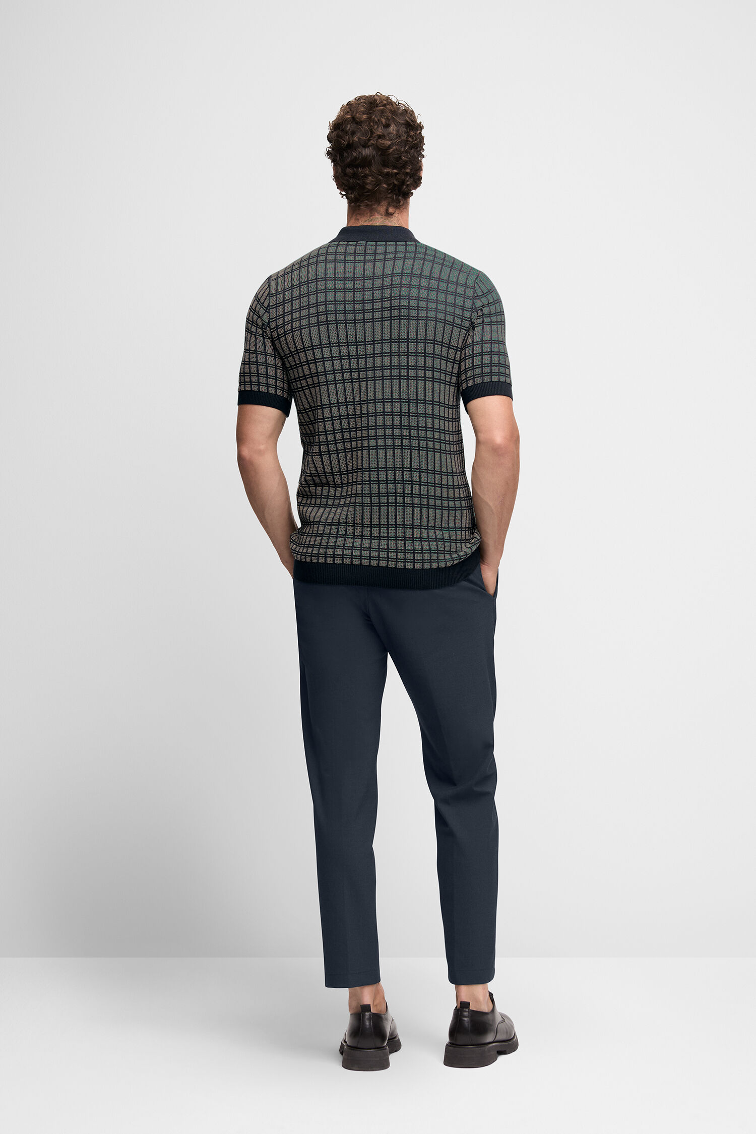 Strickjacke CIYARO Hosen, Hemd, Person, Stehend, Mann