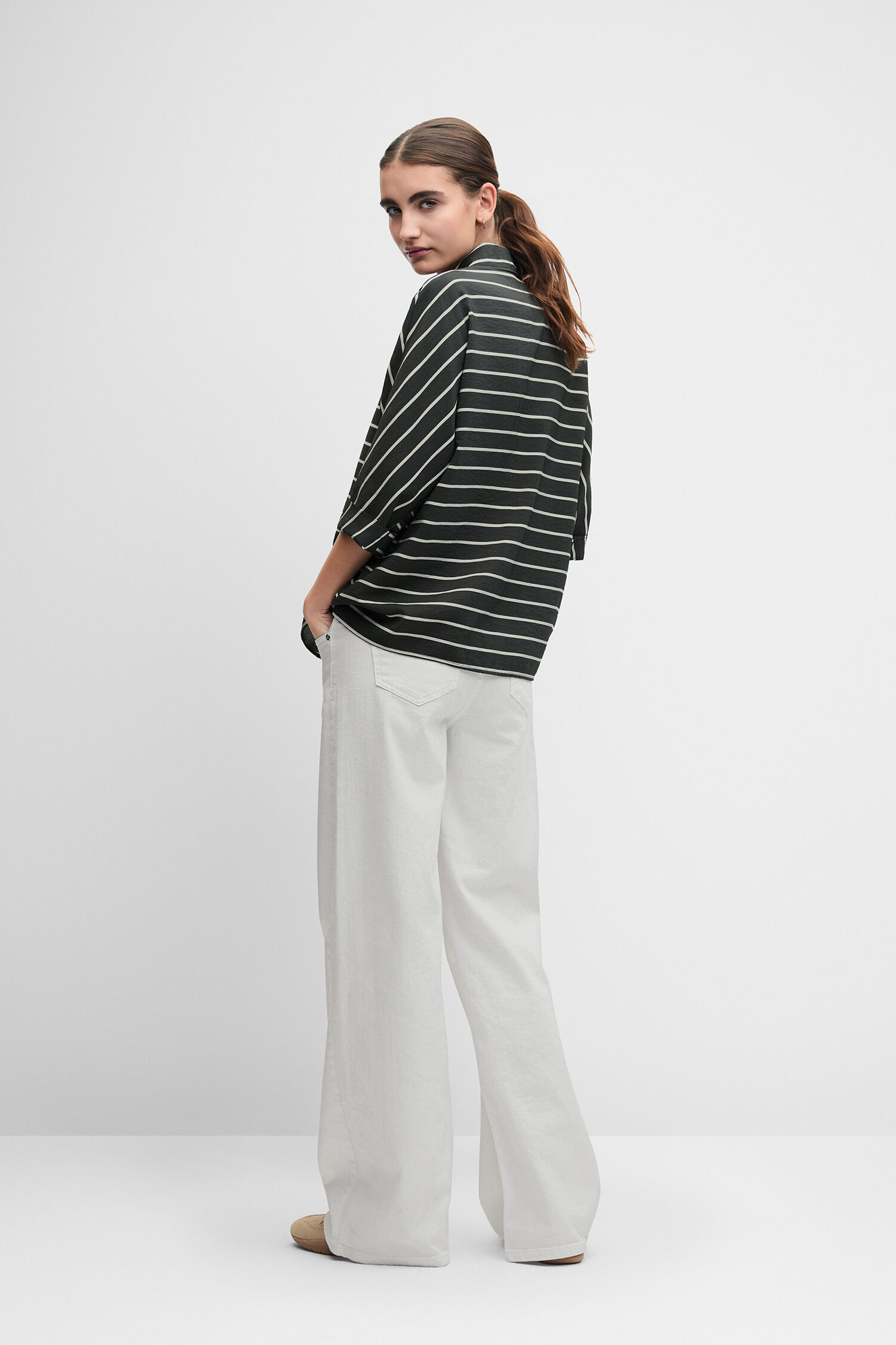 gestreiftes top,  gestreiftes hemd,  langarm,  dunkelgrau,  weit geschnittene hose