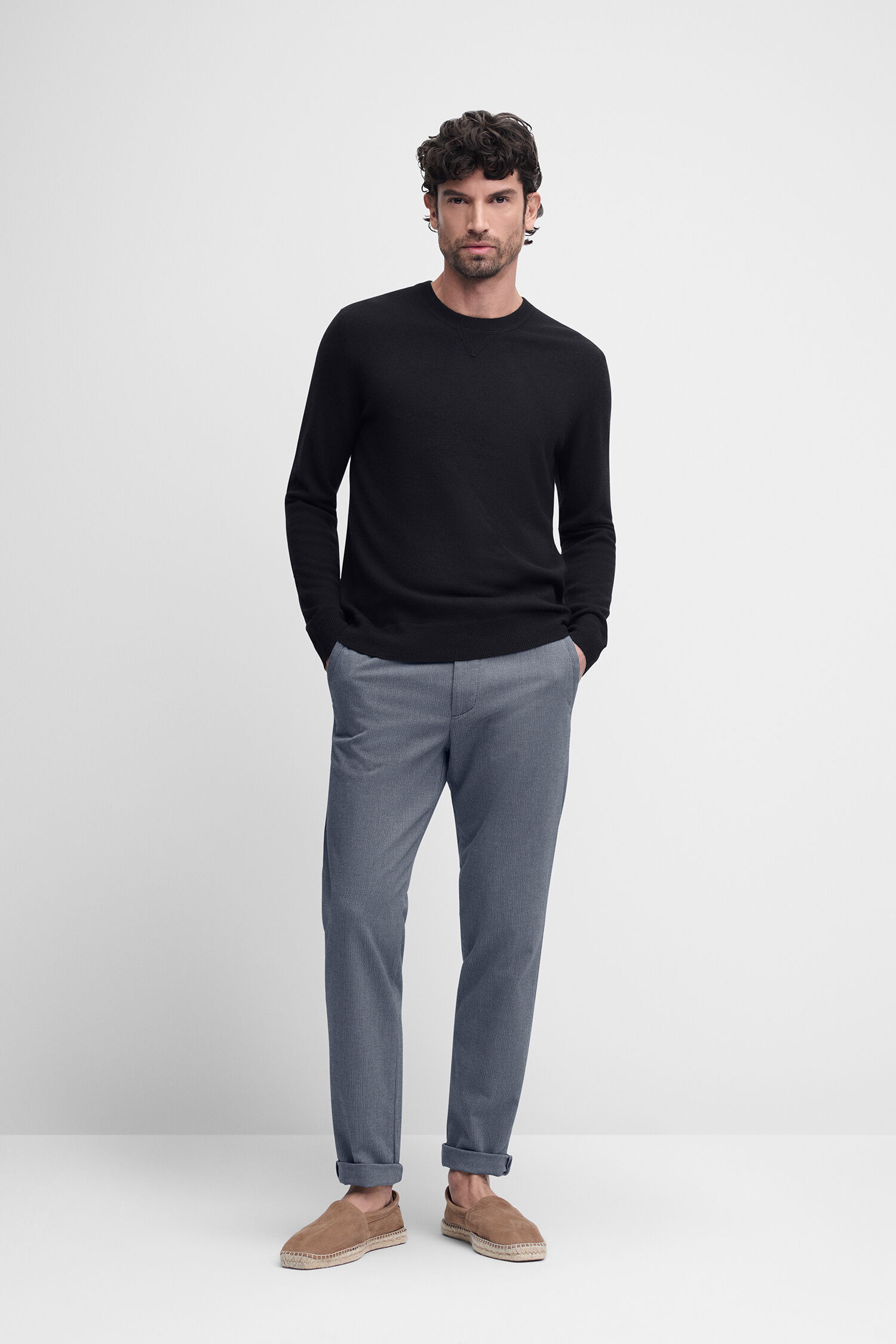 Hosen, Langarm, Erwachsener, Mann, Person