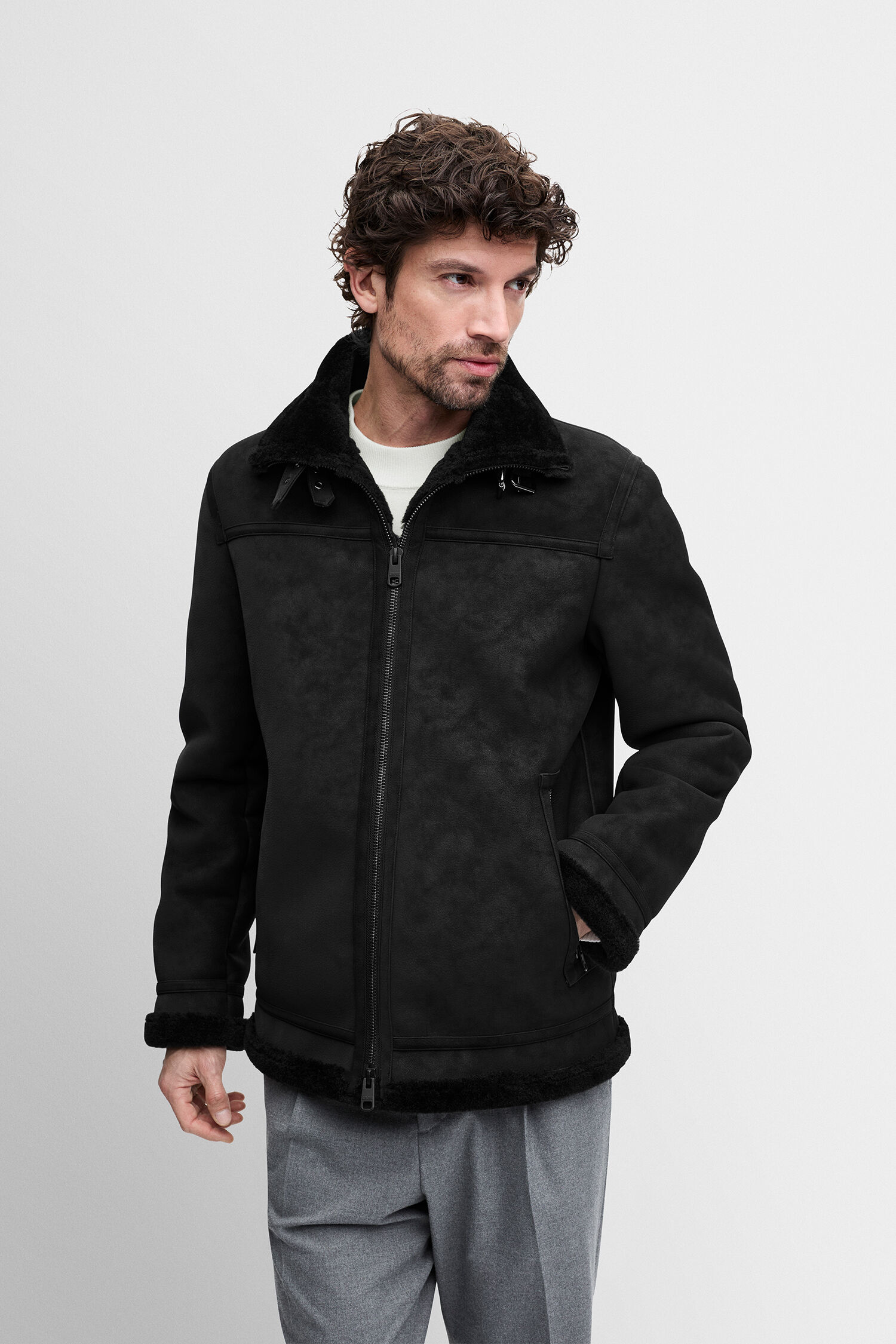 Jacke, Schwarz, Außenkleidung, Mantel, Flauschiges Futter