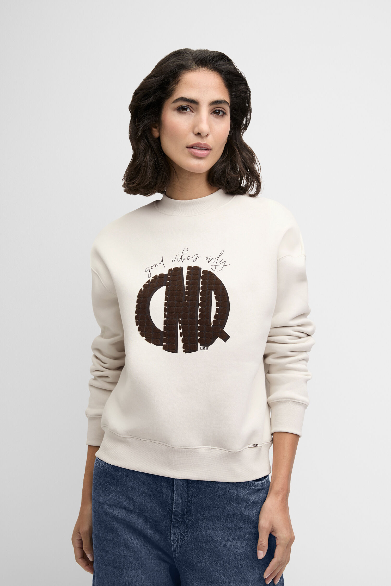 Strickwaren, Pullover, Sweatshirt, Kapuzenpulli, Person