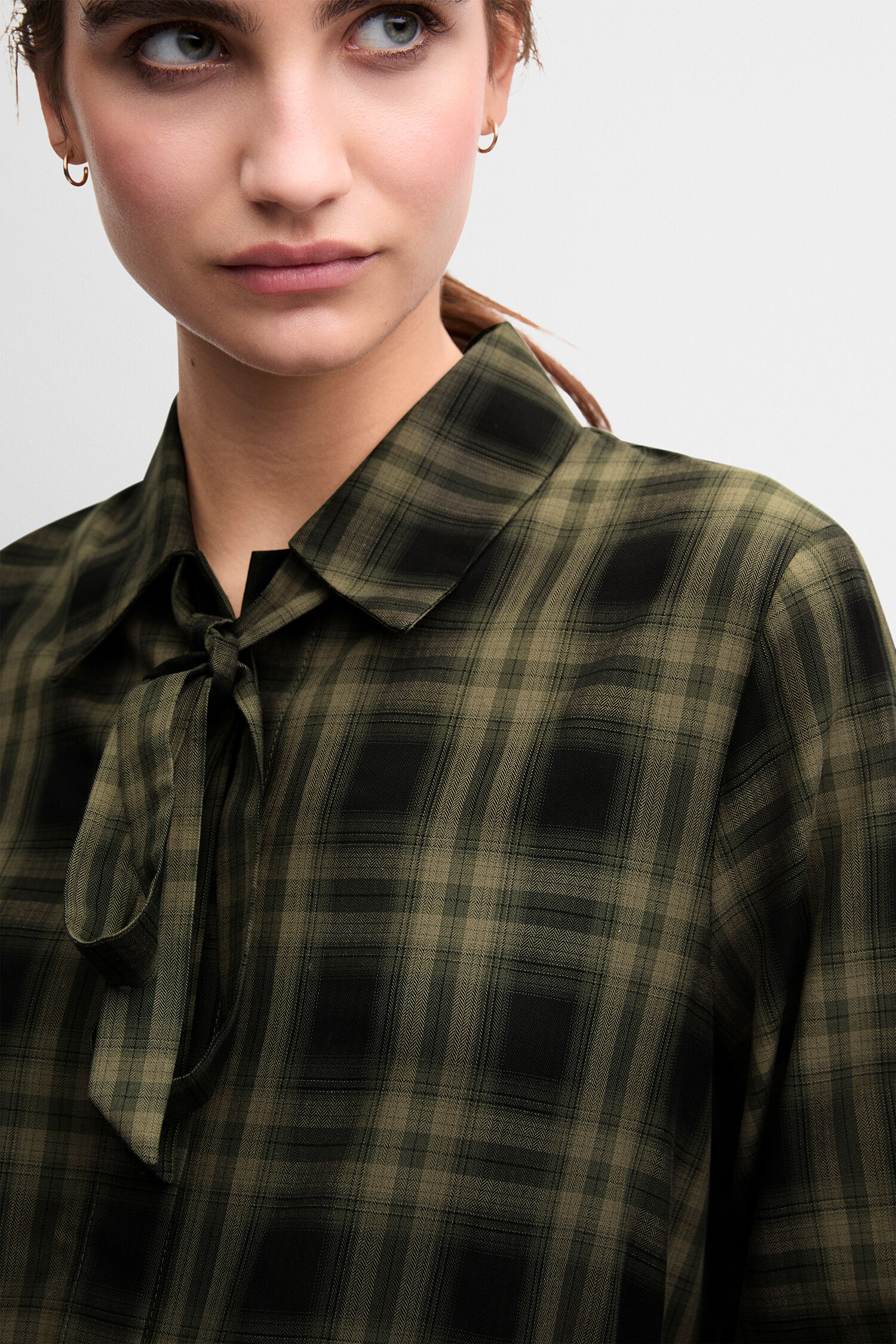Karo-Bluse, Plaid, Oberteil, Krawatte, Olive-Grün