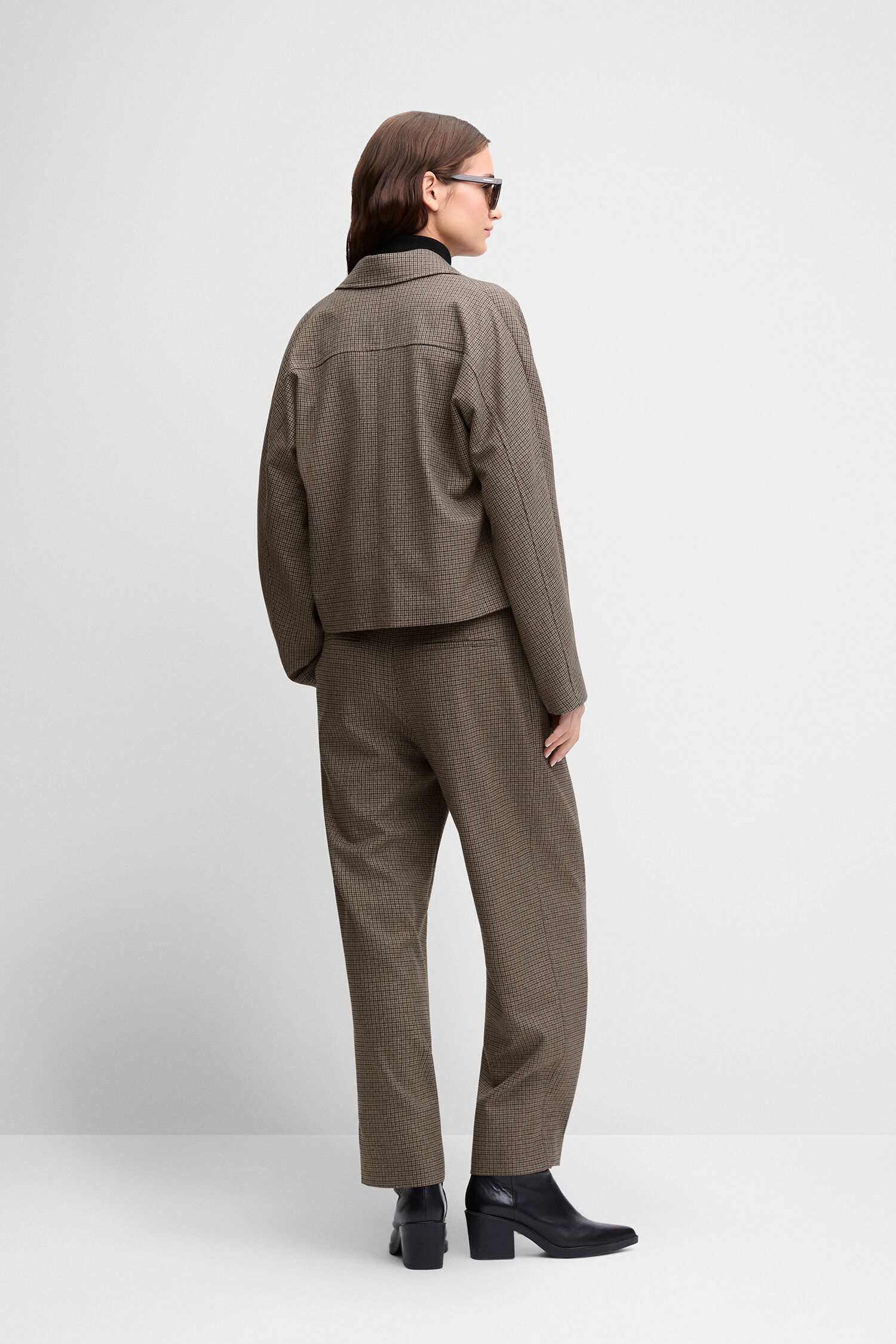Hose, Jacket, Check Muster, Braun, Stiefeletten