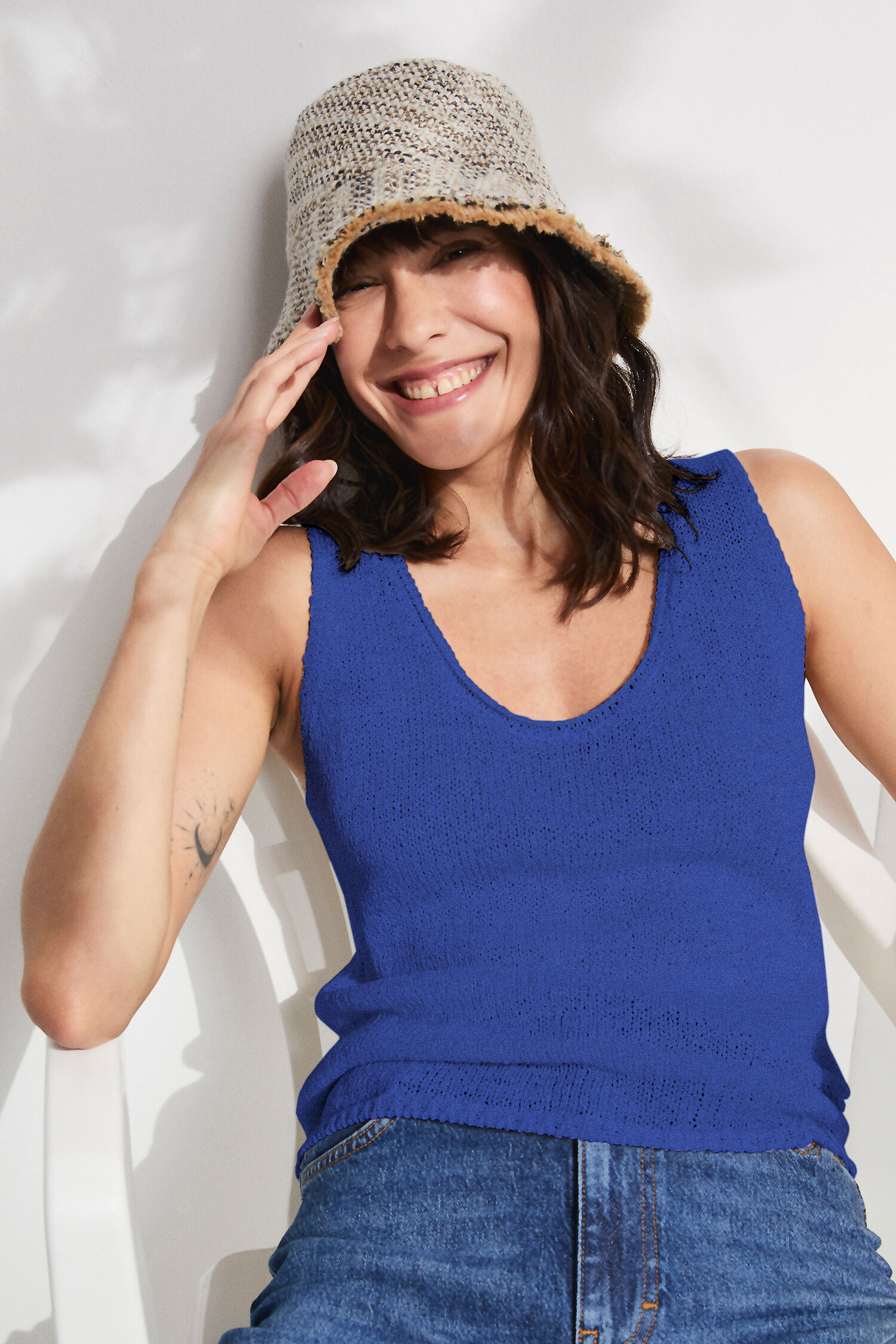 Hut, Jeans, Person, Lächeln, Sonnenhut