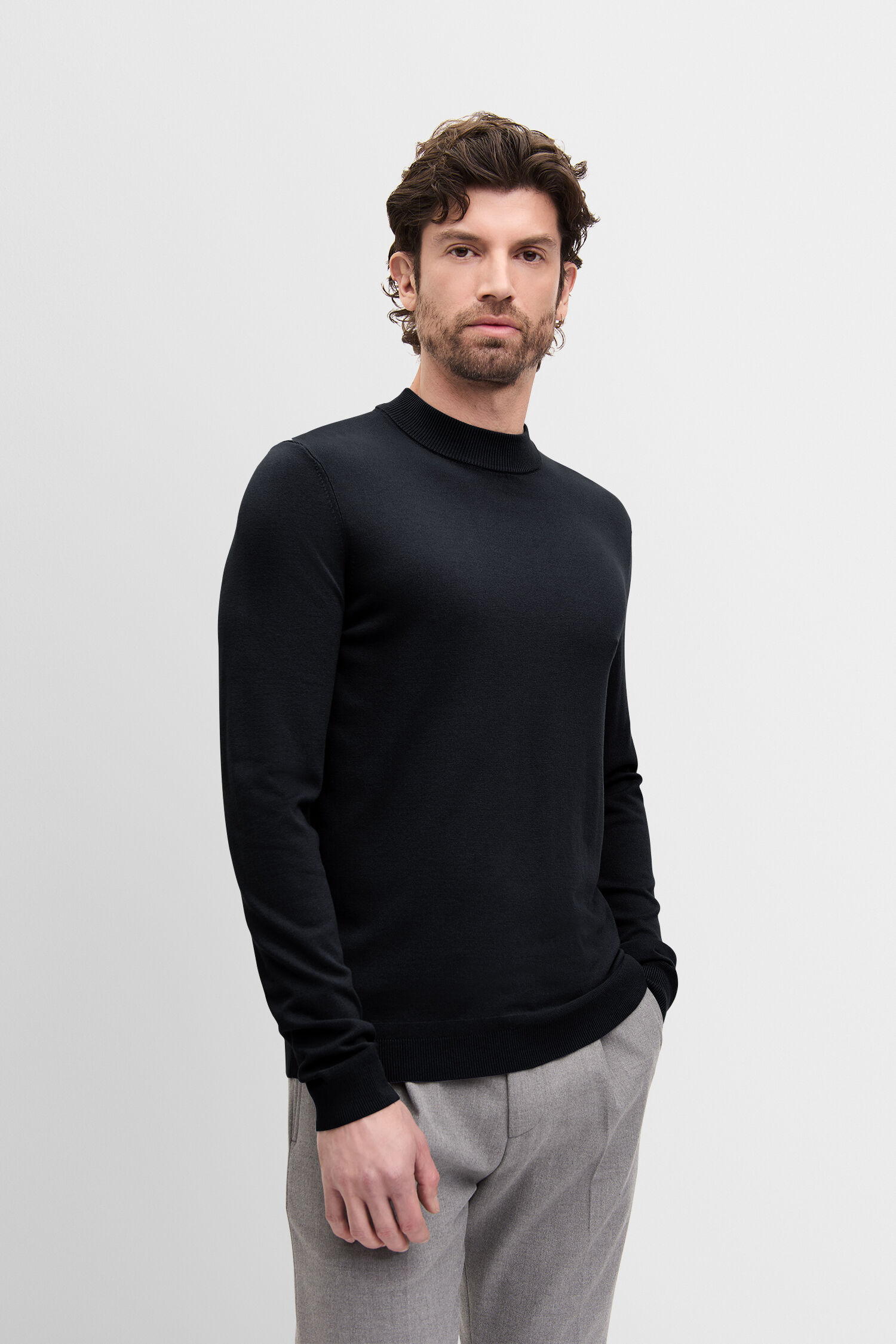 Langarm, Ärmel, Pullover, Mann, Person - schwarz Langarm, Ärmel, Pullover, Mann, Person - schwarz