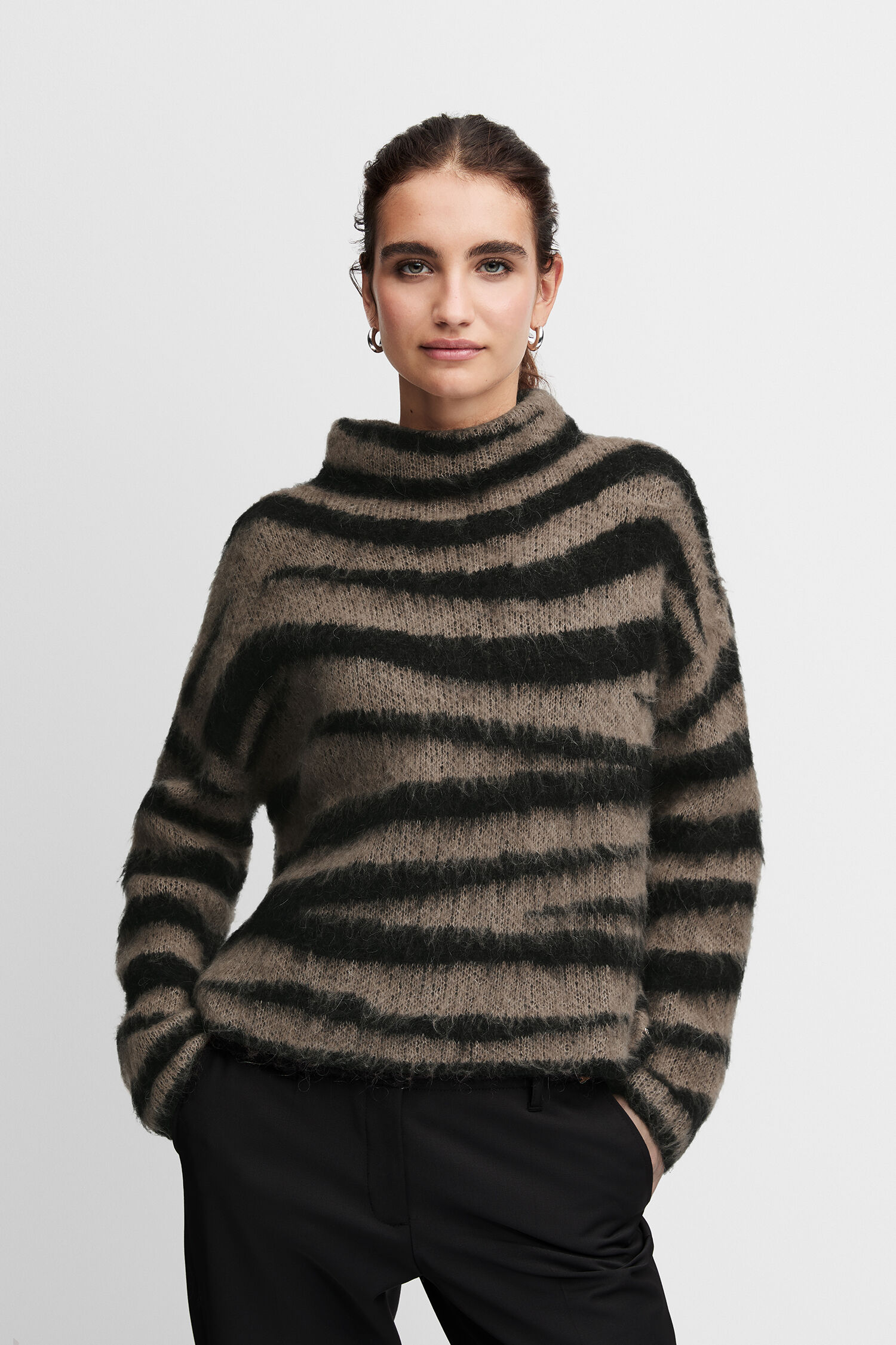Bekleidung, Strickwaren, Pullover