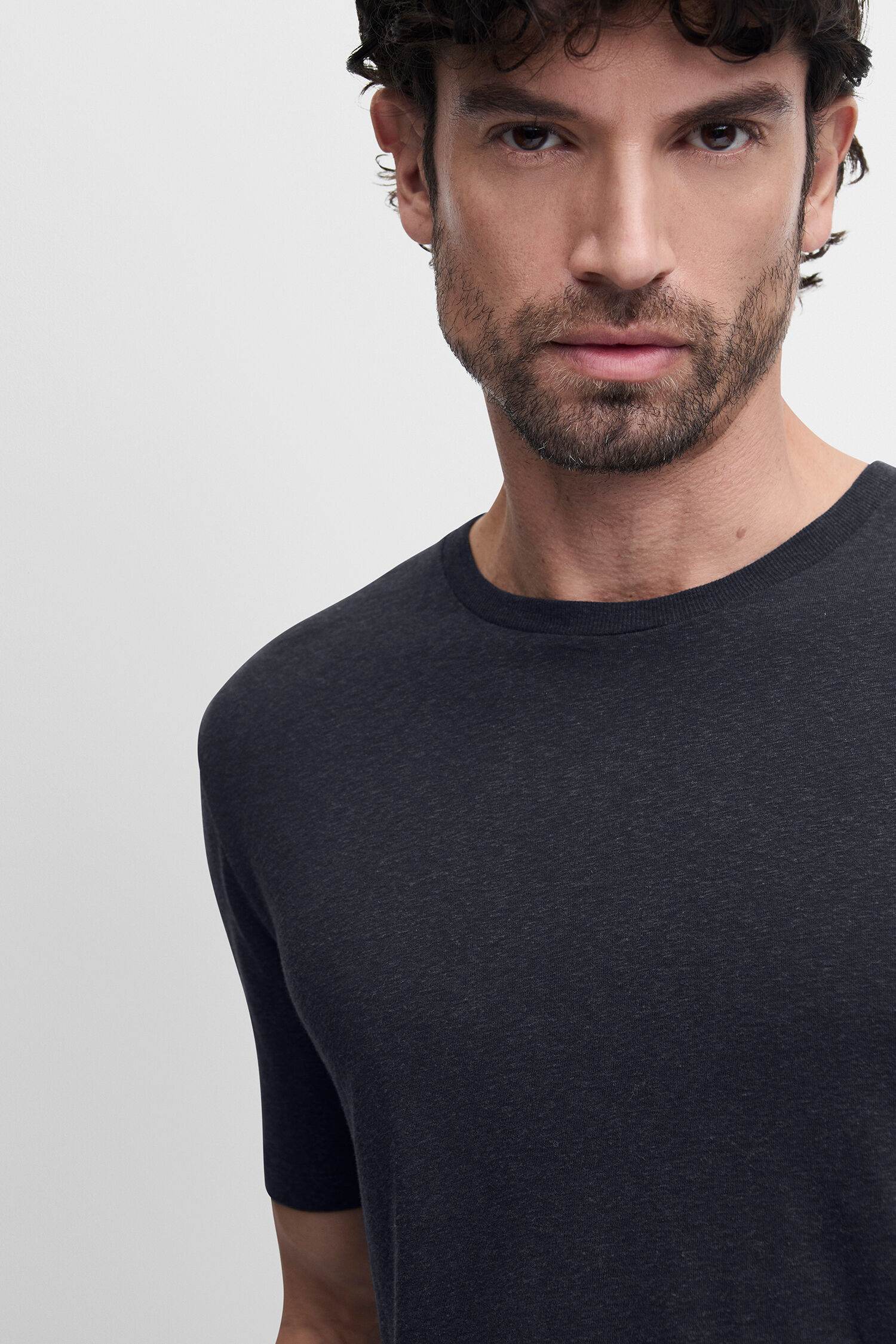 T-shirt, Ärmel, Erwachsener, Mann, Person