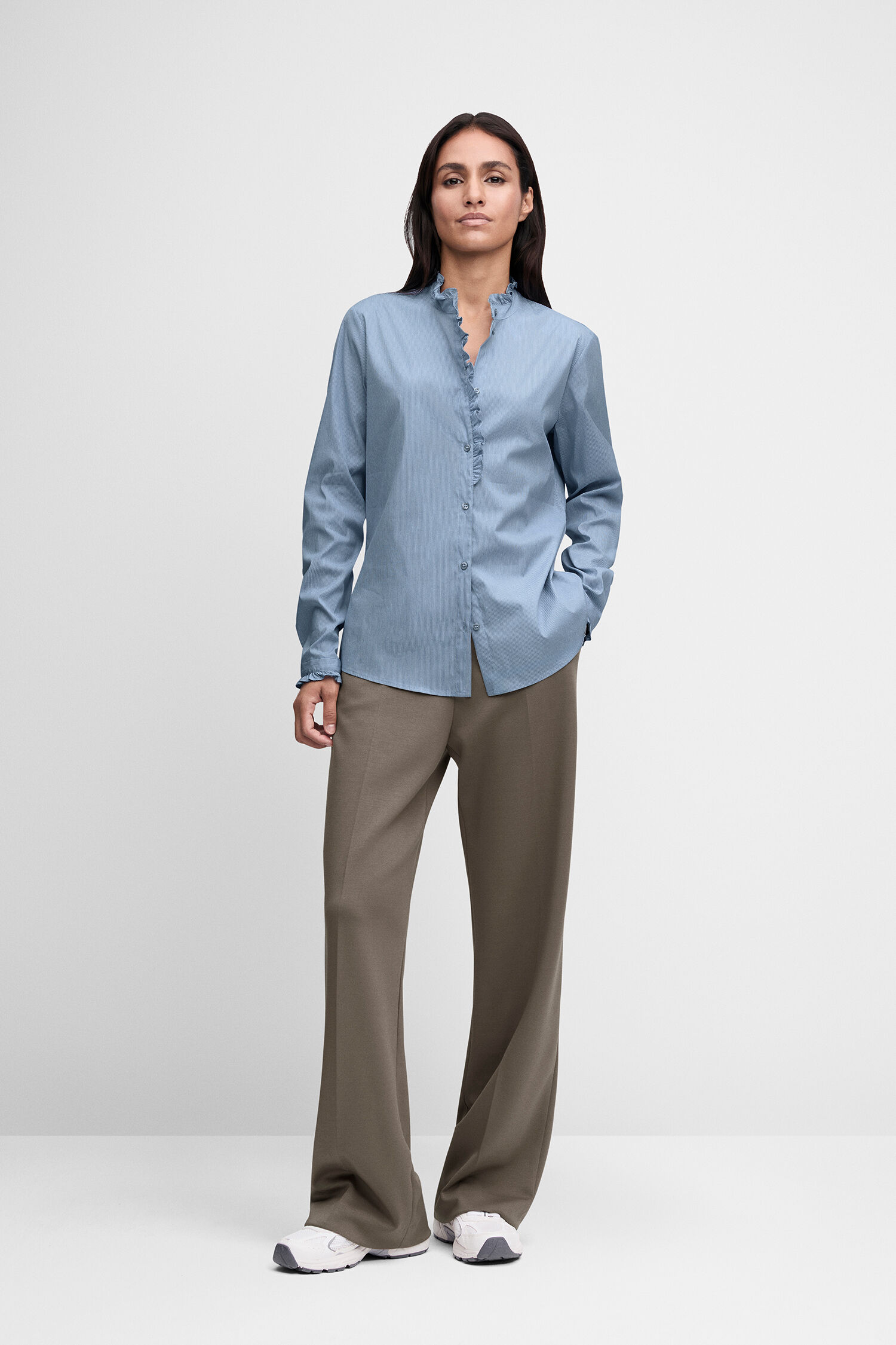 bluse, streifen, rüschen, knopfleiste, langarm