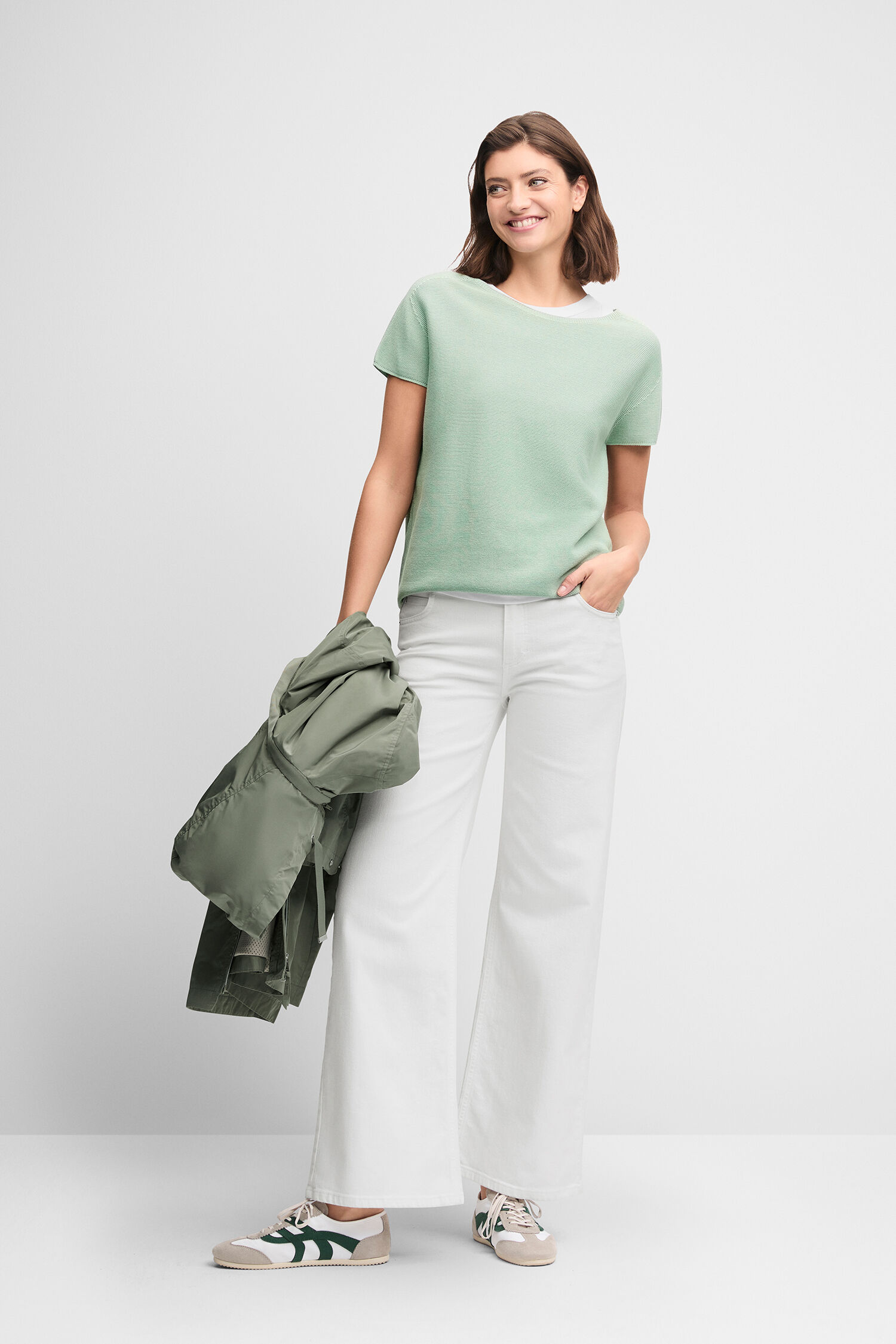 Hosen, Bluse, Erwachsener, Person, Frau