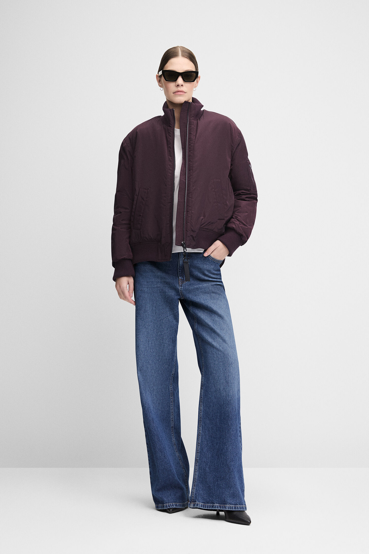Hosen, Mantel, Jacke, Pullover, Person