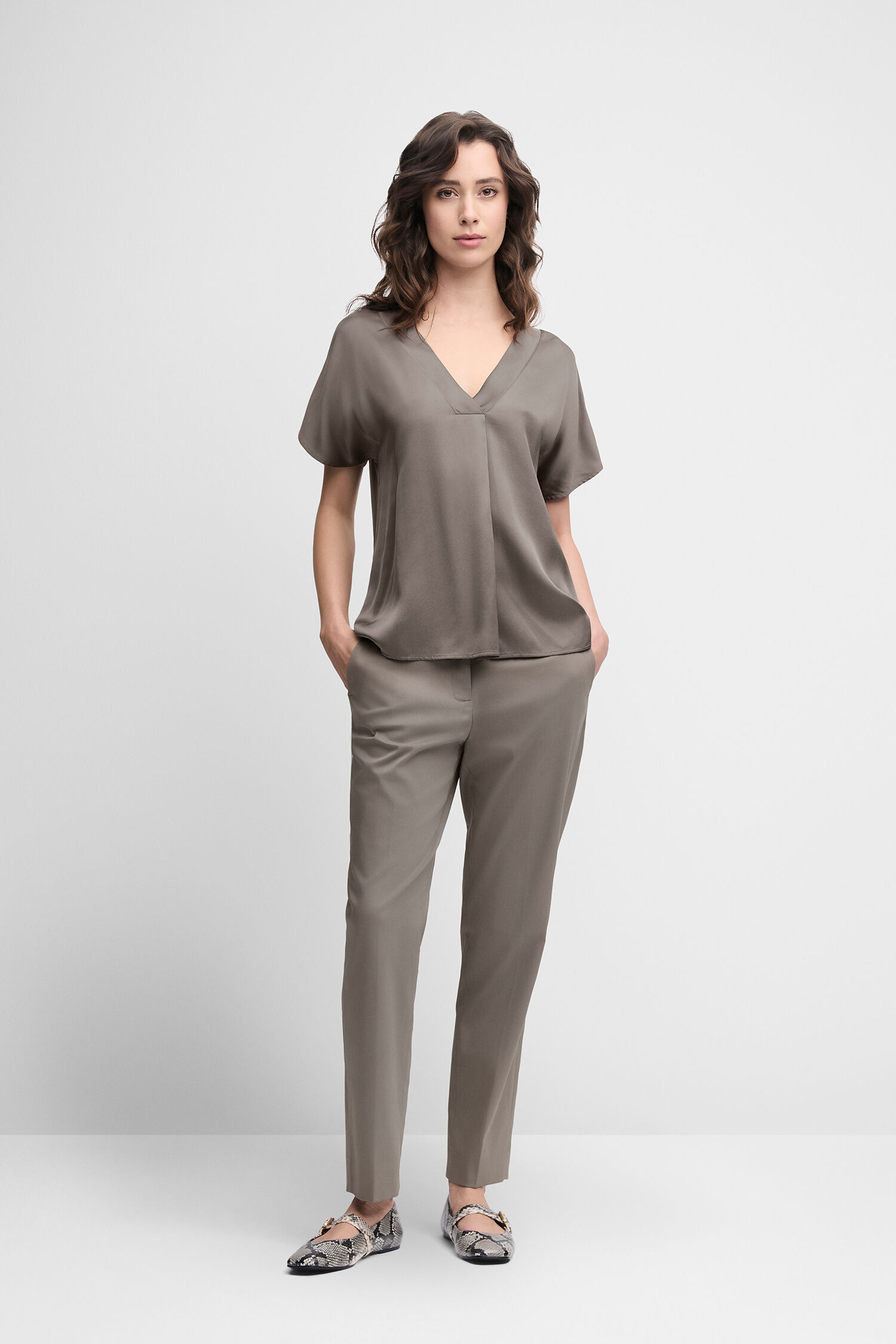 Bluse, Formelle Kleidung, Erwachsener, Person, Frau