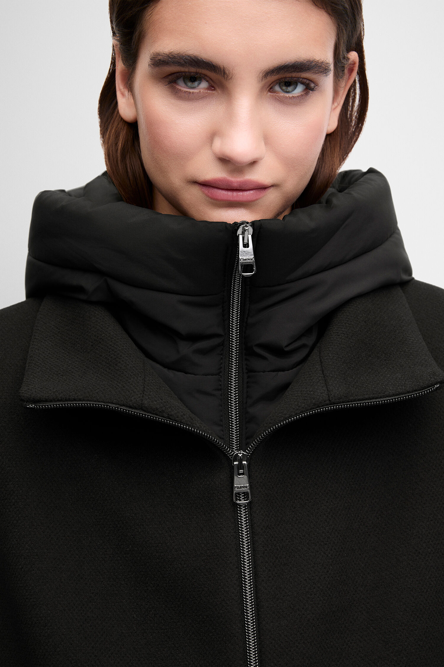 jacke, Reißverschluss, hoher Kragen, schwarz, Wollstoff