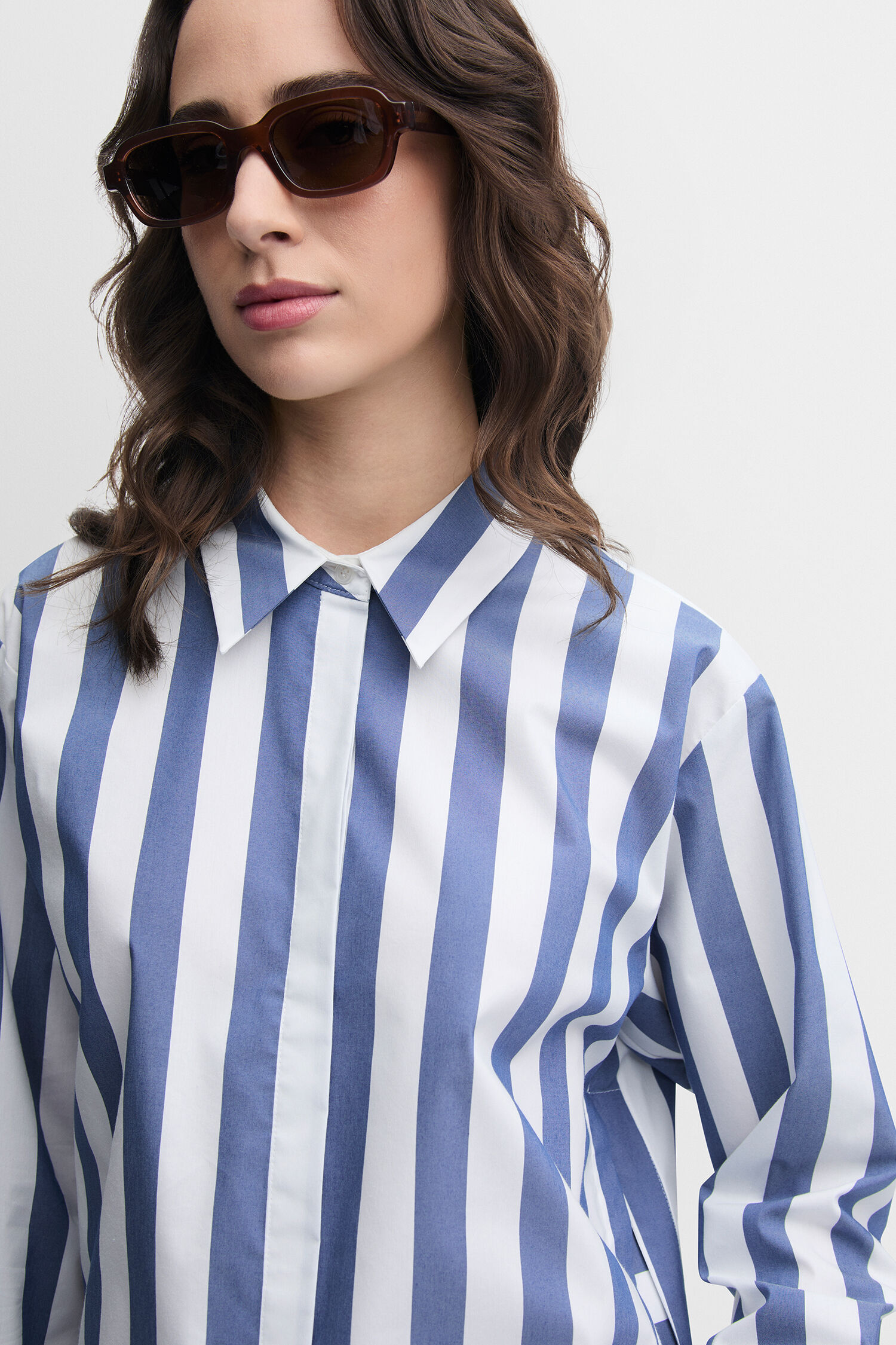 Hemd, Sonnenbrille, Kleid, Hemd, Langarm, Bluse