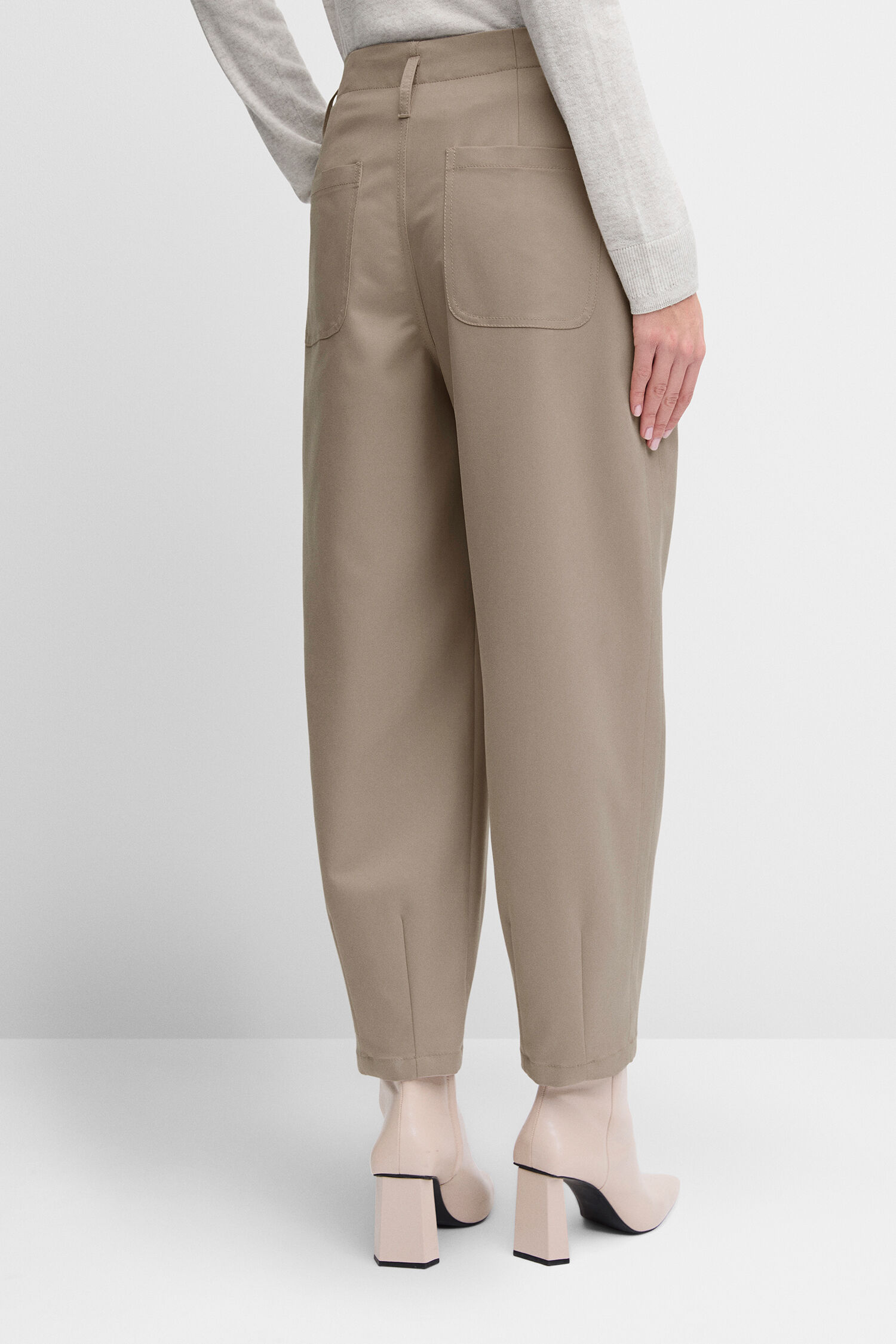 Hose, Hosenbein, Beige, Gürtel-Schlaufen?, Große Taschen?, Nähte?