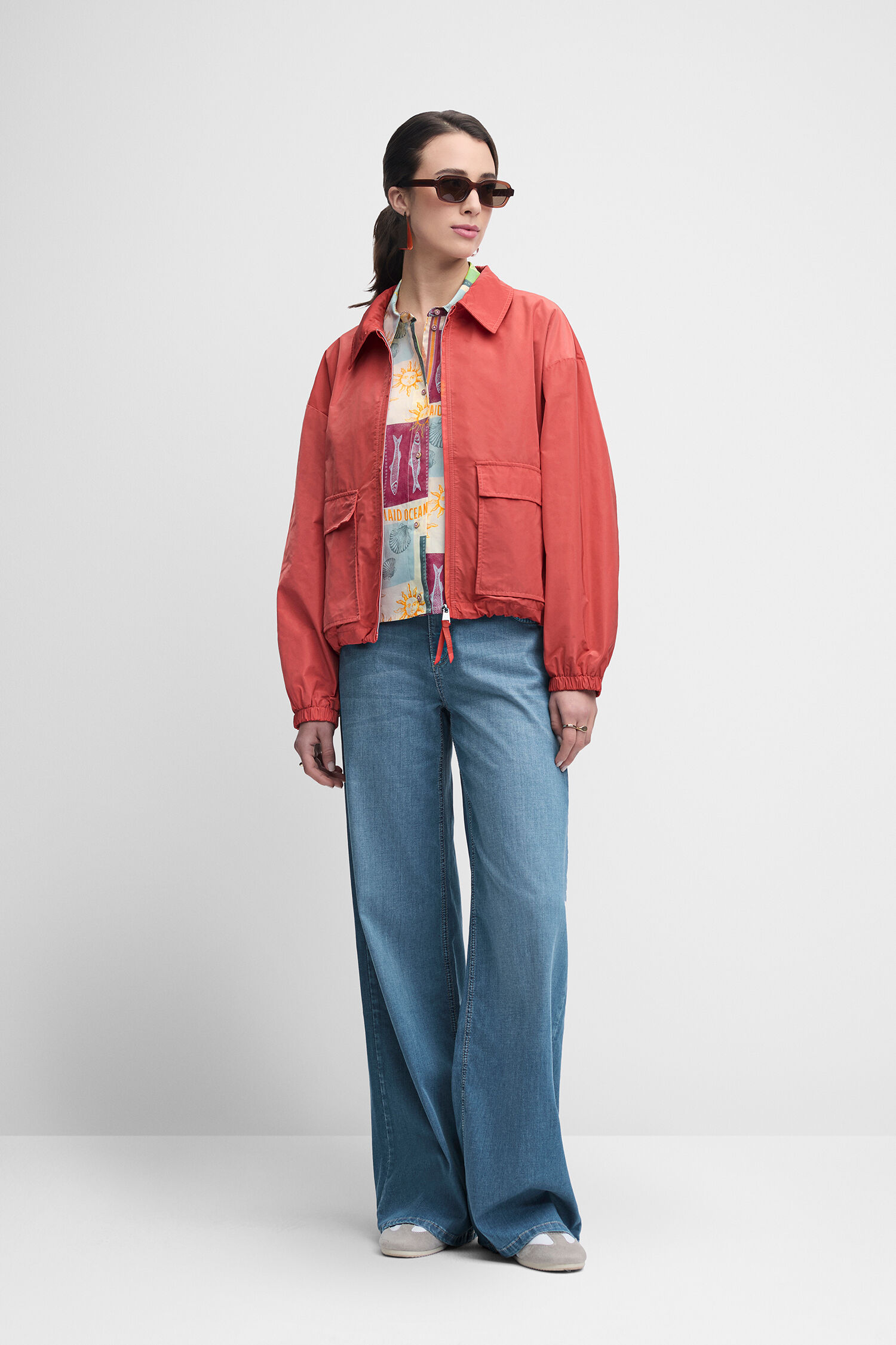 Mantel, Jacke, Hosen, Weste, Person