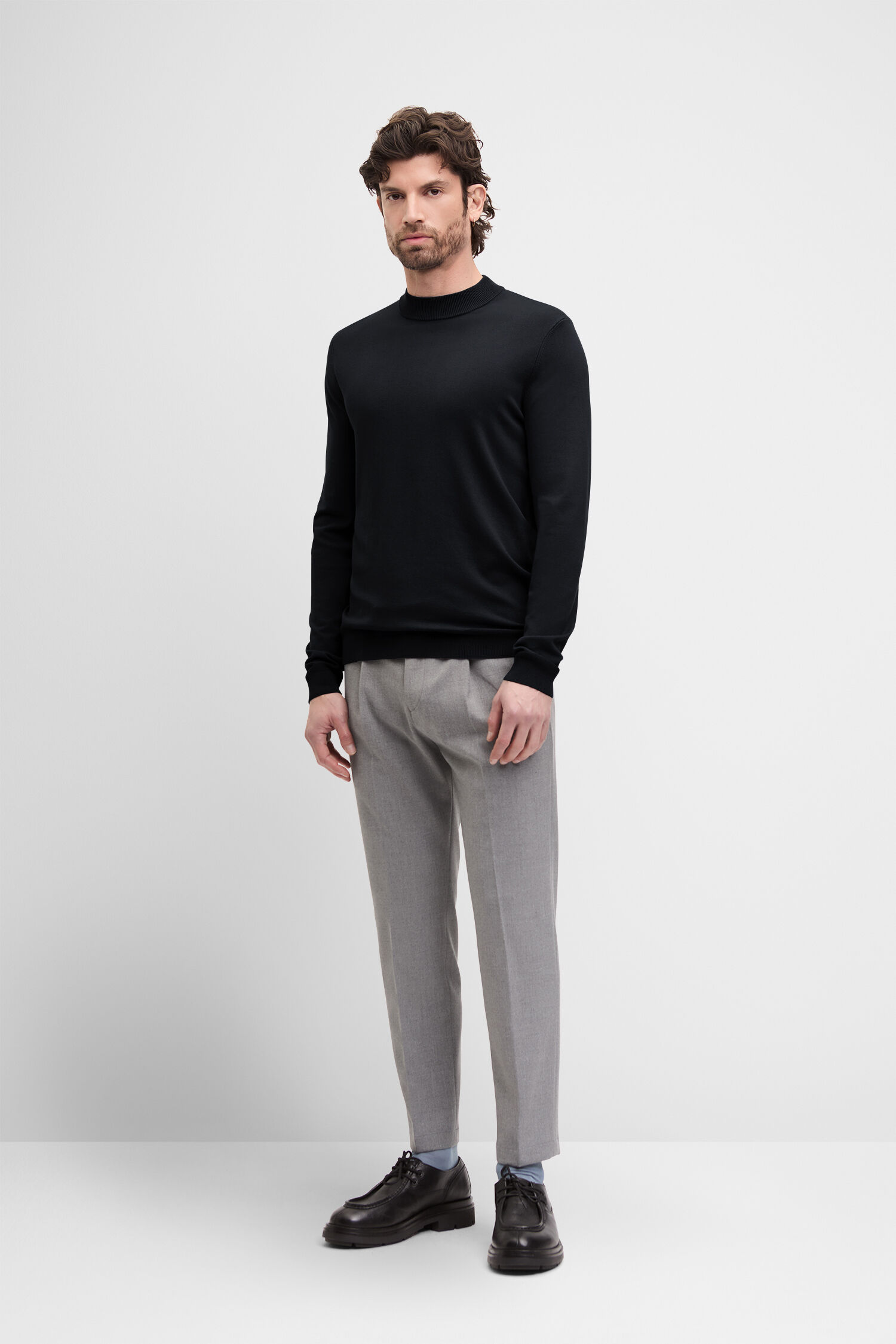 Pullover CIGIAN Langarm, Hosen, Person, Stehend, Mann