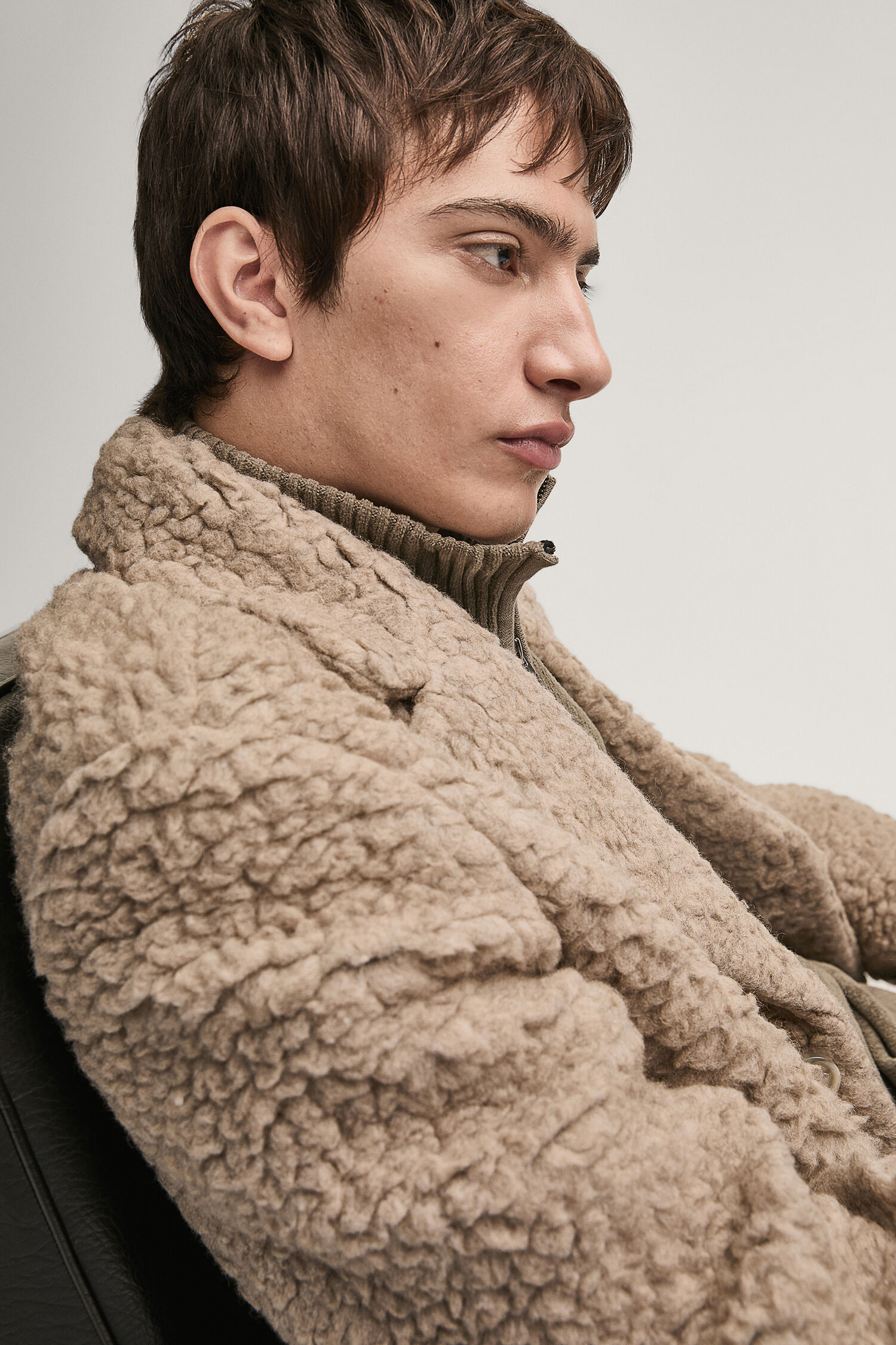 Person, Kleidung, Mantel, Pullover, Gesicht