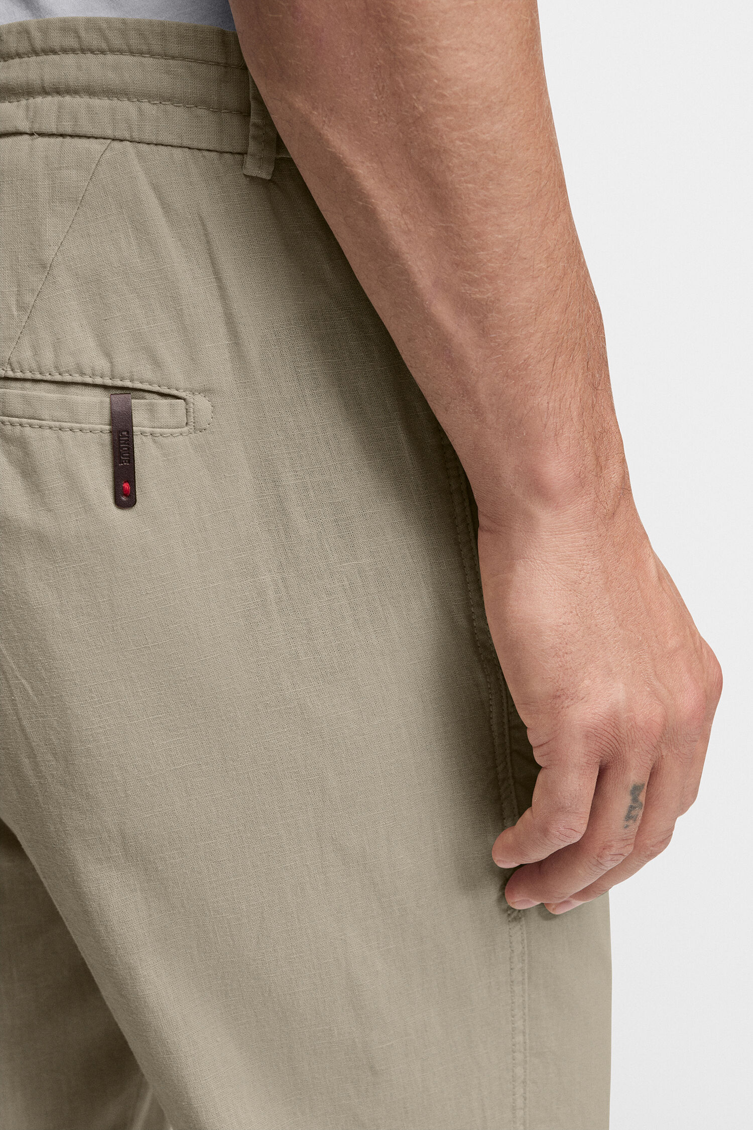 Hosen, Khaki, Erwachsener, Mann, Person