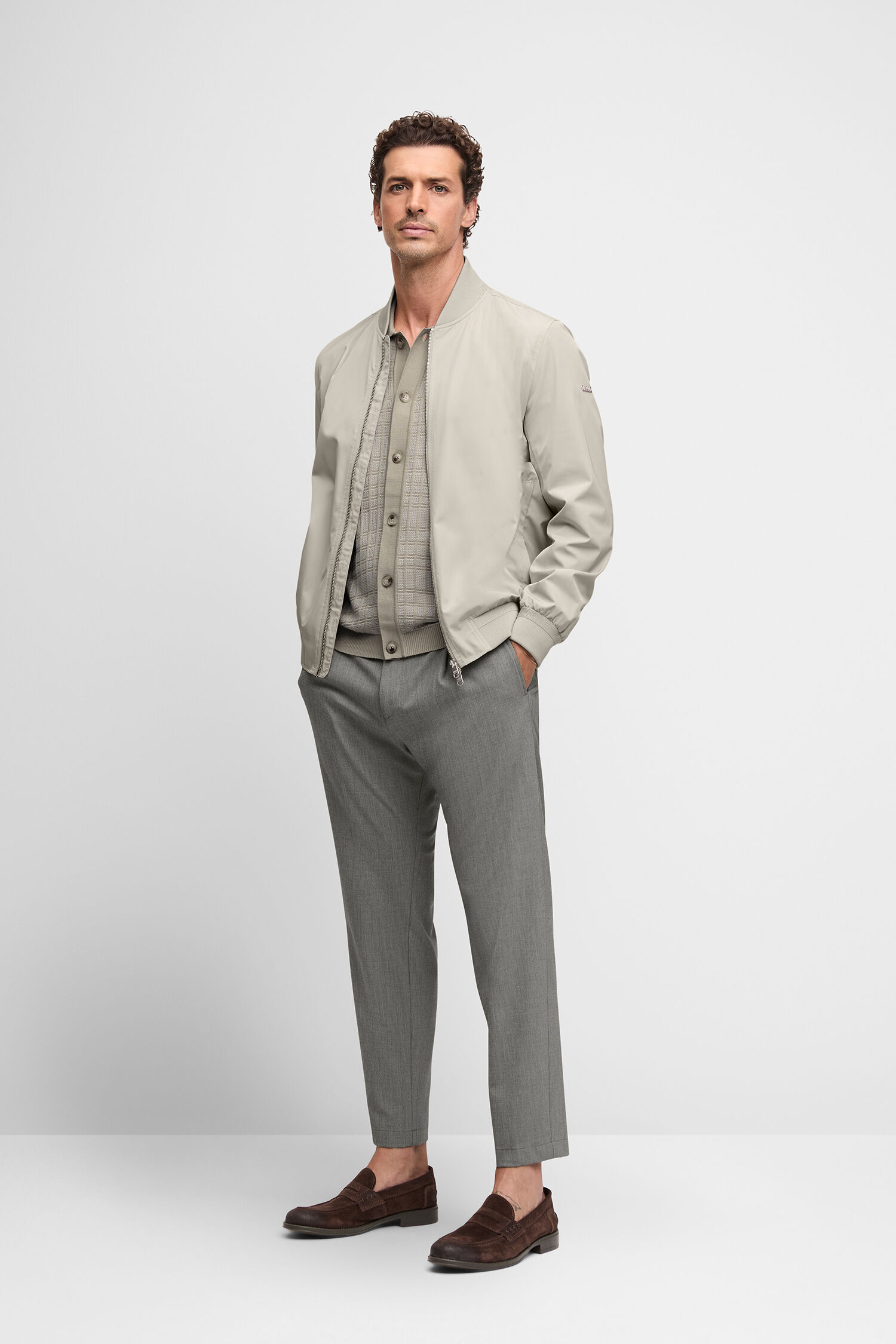 Hemd, Anzug, Mantel, Jacke, Hosen