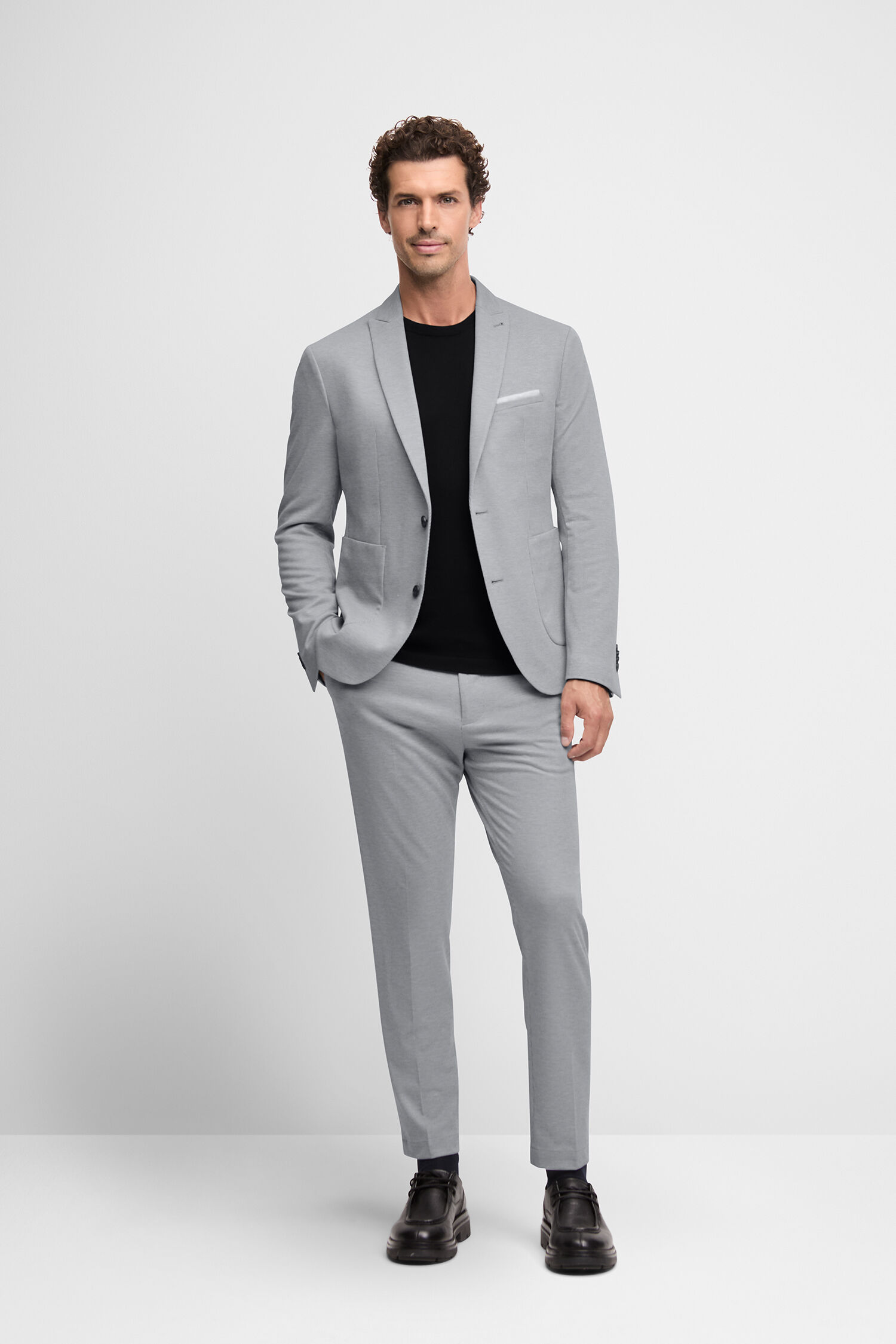 Formelle Kleidung, Anzug, Blazer, Mantel, Sitzen