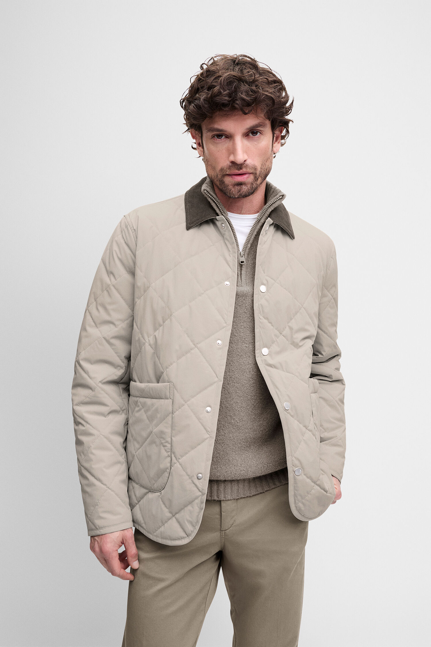 Steppjacke, Beige Jacke, Kragen aus Cord, Lässige Oberbekleidung, Knopfverschluss