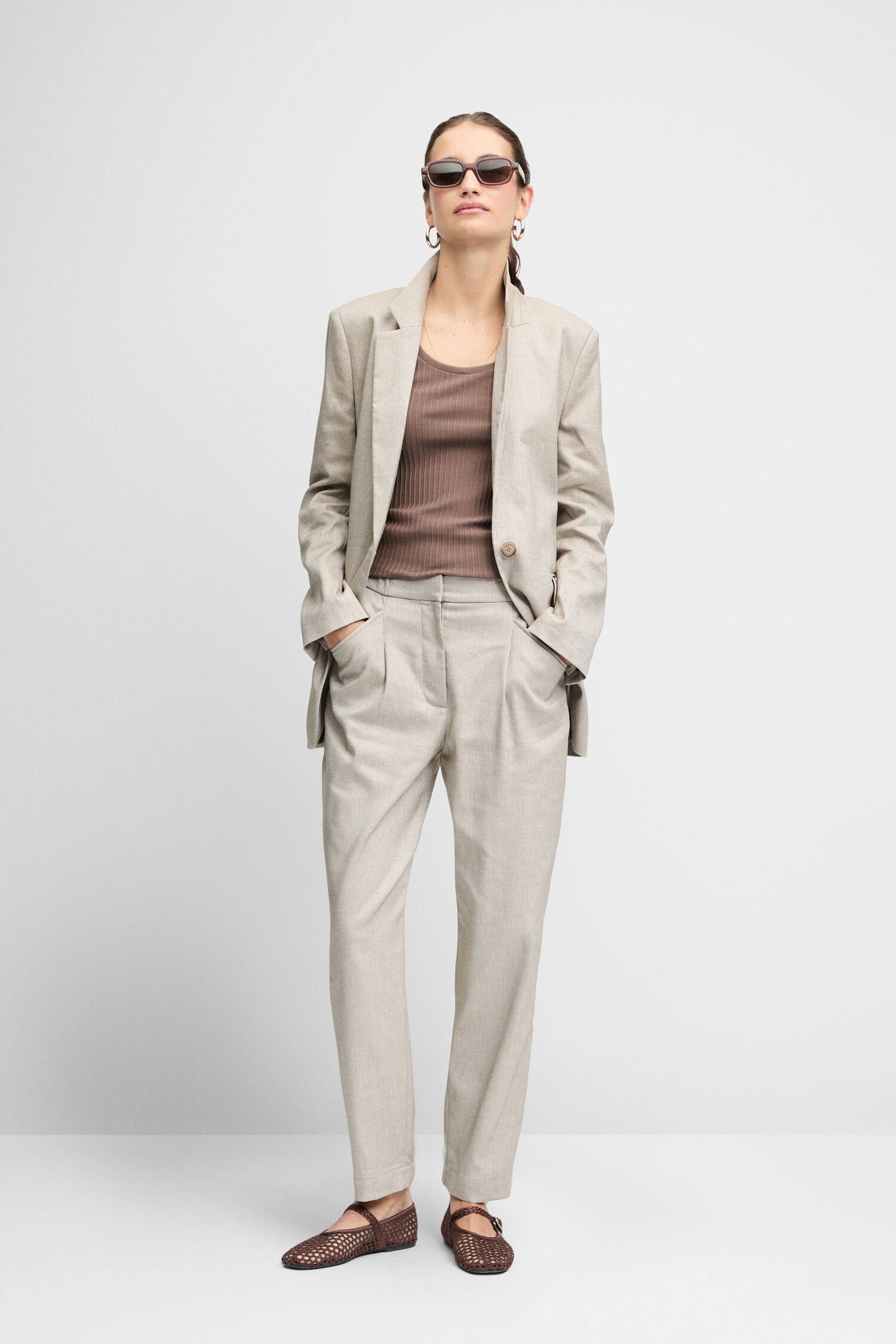 Mantel, Blazer, Jacke, Person, Frau