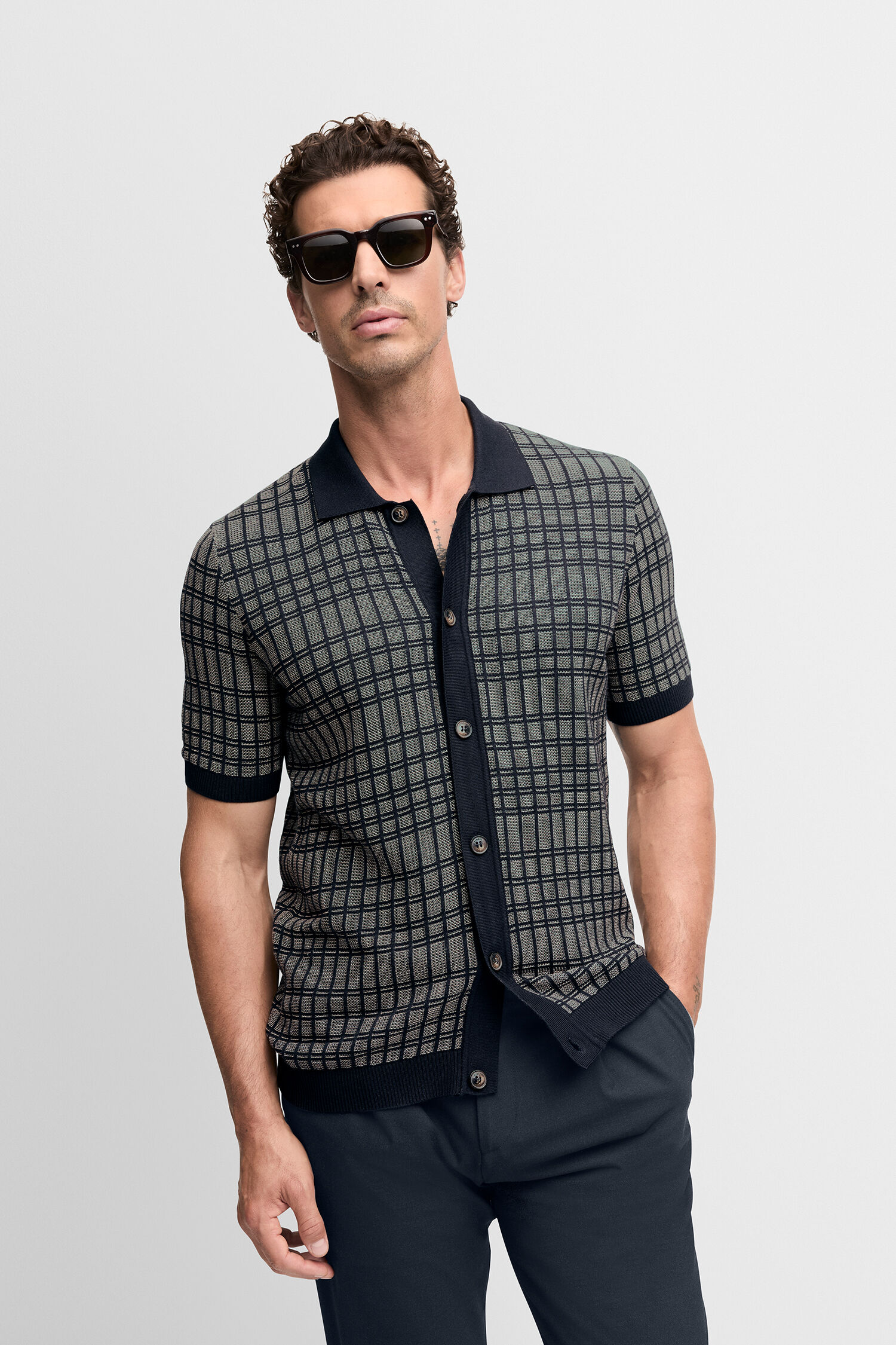 Hemd, Erwachsener, Männlich, Mann, Person - dunkelblau