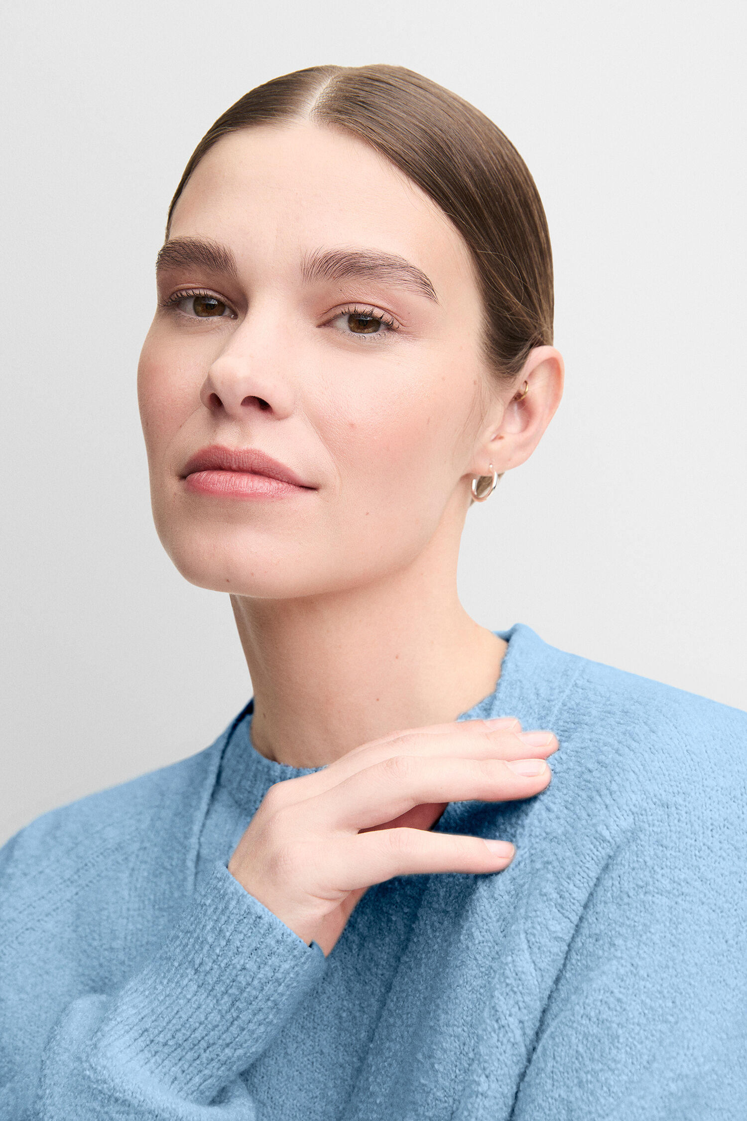 Strickjacke CIVIVIANI Gesicht, Kopf, Hals, Person, Portrait