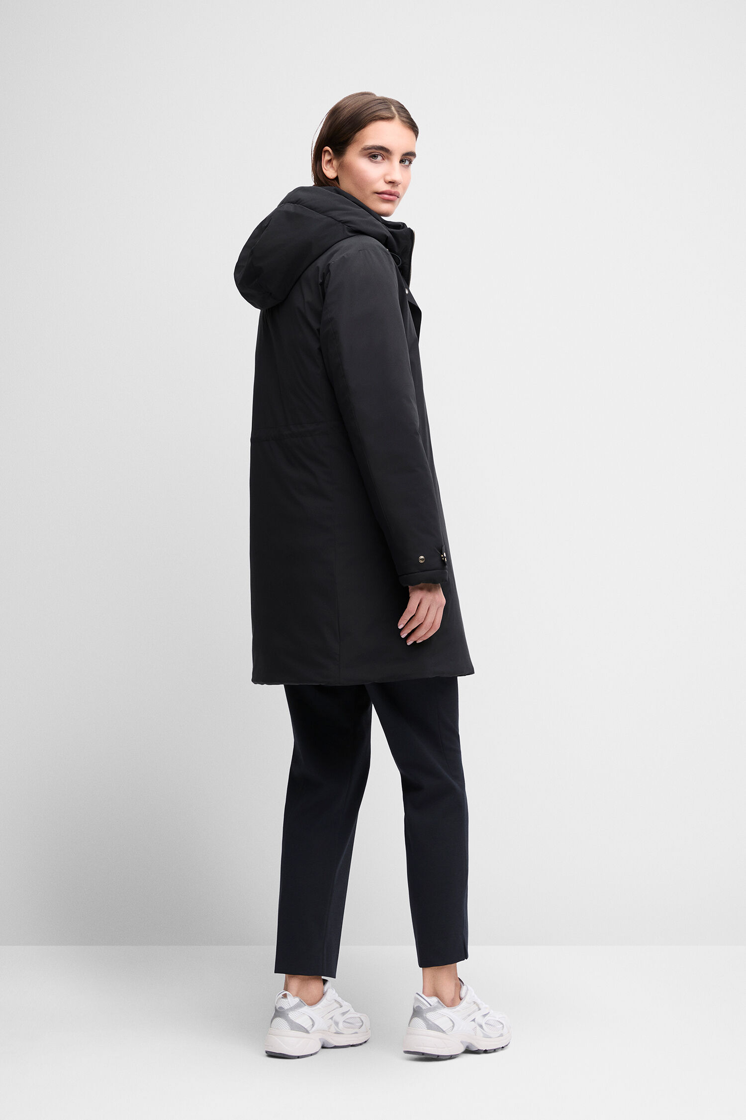 dunkler Mantel, Parka, Hoodie-Mantel, Wintermantel, wattierte Jacke