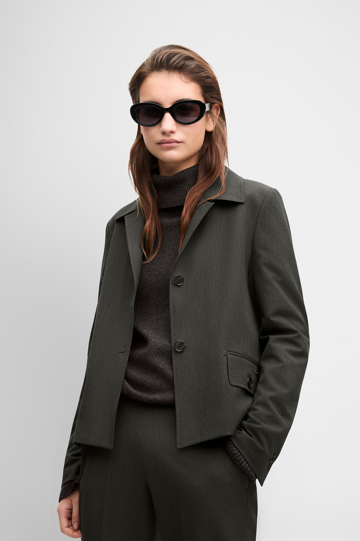 Anzug, Blazer, Hemdarm, Dunkelgrau, Sonnenbrille