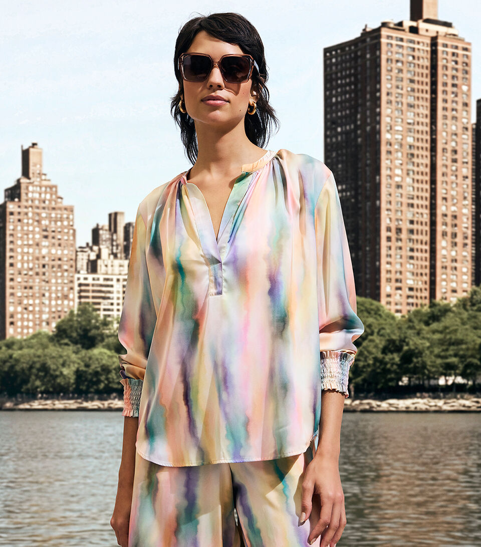 Sonnenbrille, Bluse, Strandmode, Person, Frau