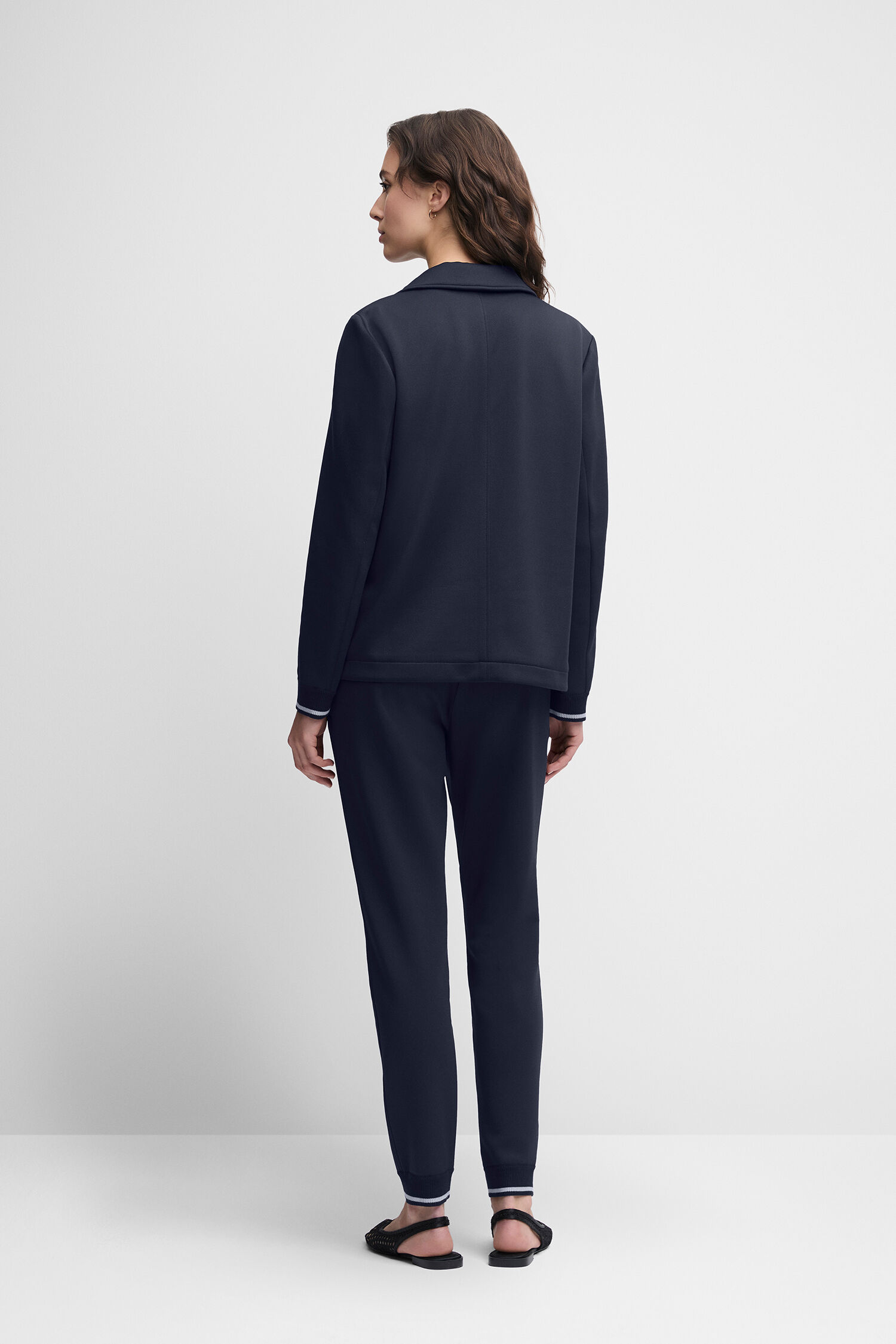 Formelle Kleidung, Anzug, Erwachsener, Person, Frau