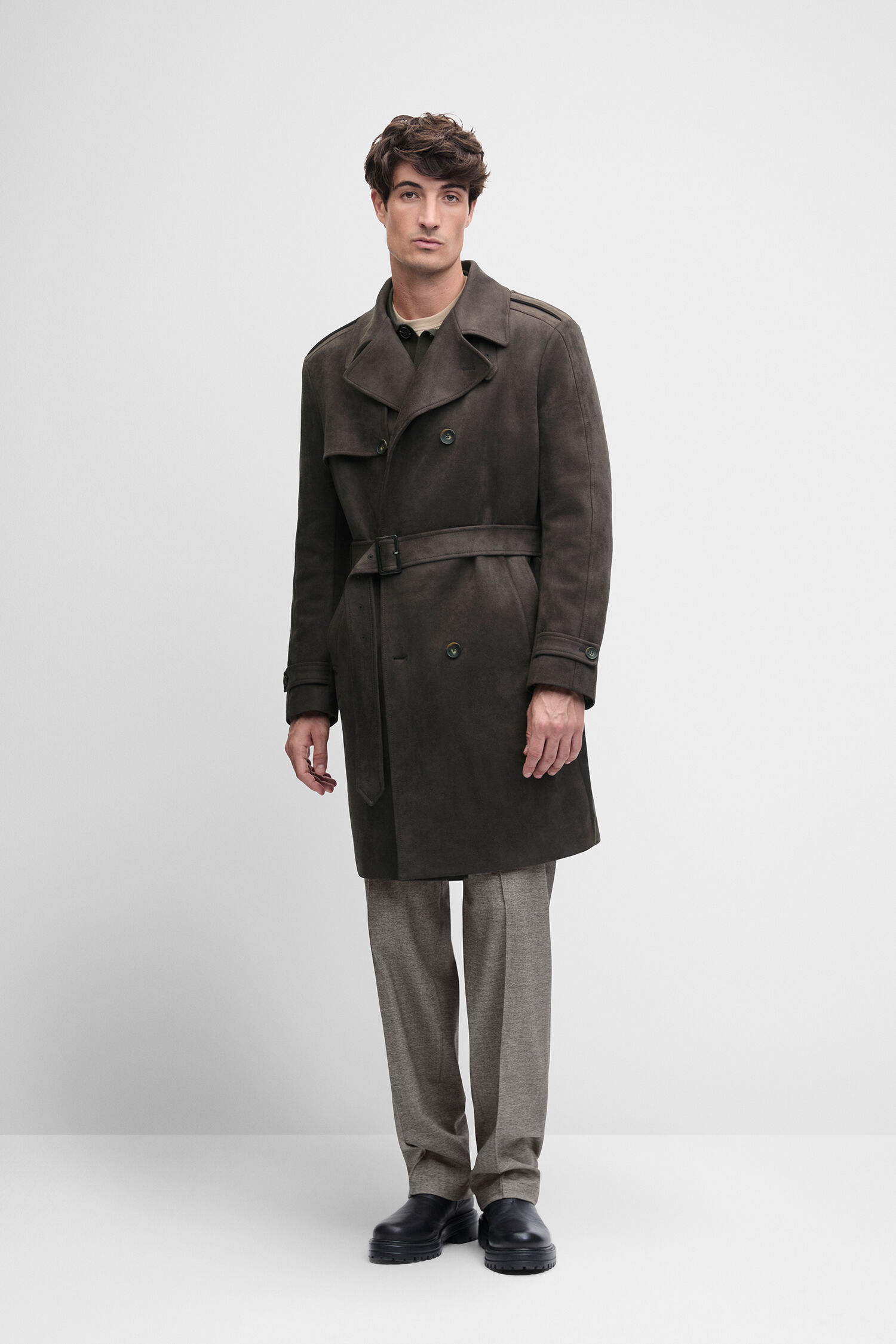 Trenchcoat, Wolle, dunkelbraun, Gürtel, Knöpfe