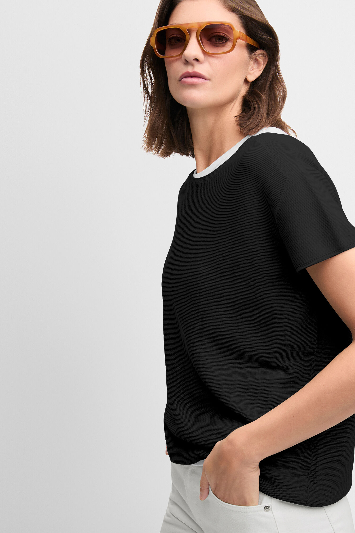 T-shirt, Bluse, Erwachsener, Person, Frau