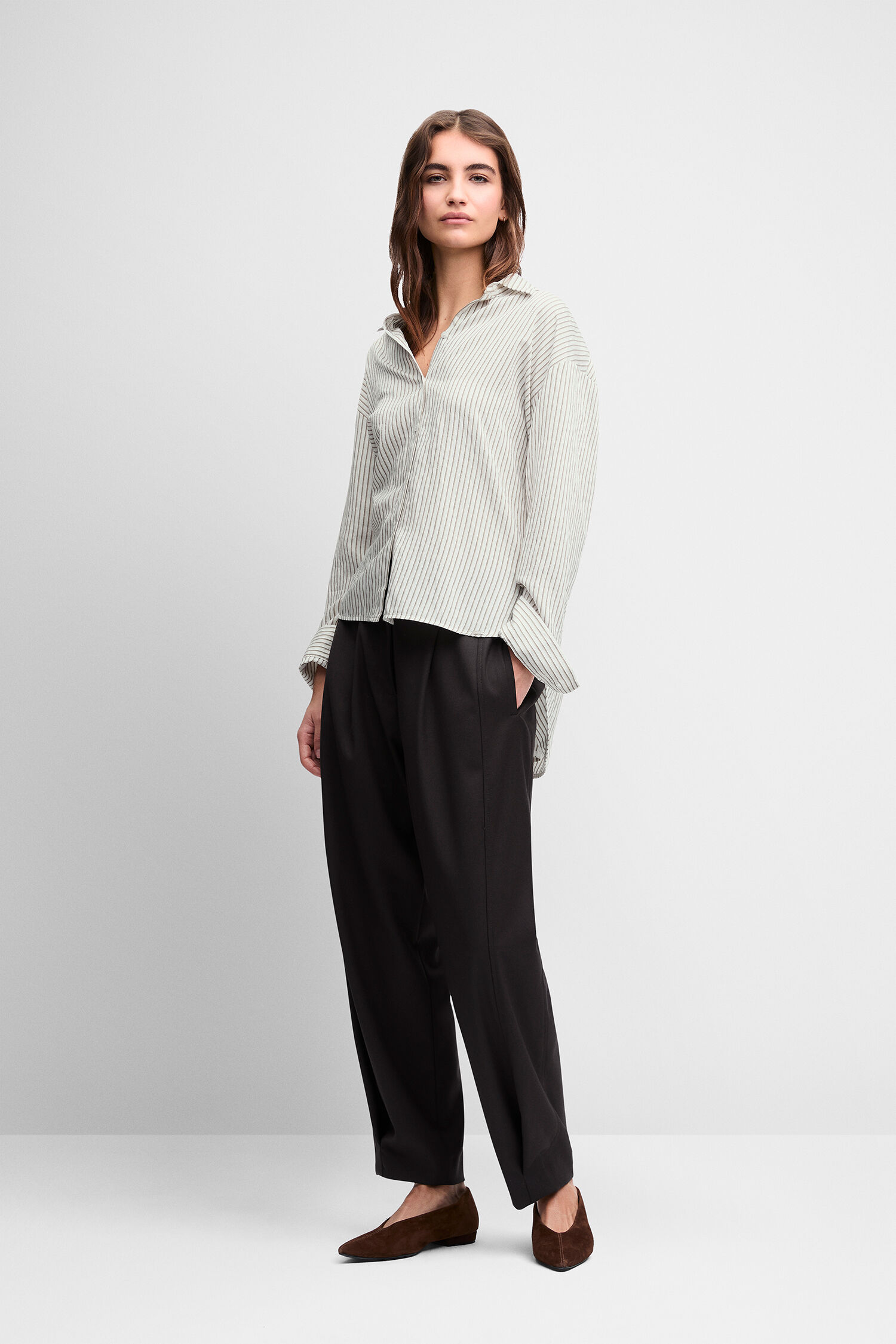 gestreiftes Hemd,  Button-Down,  Langarm,  hellgrau,  lockere Passform