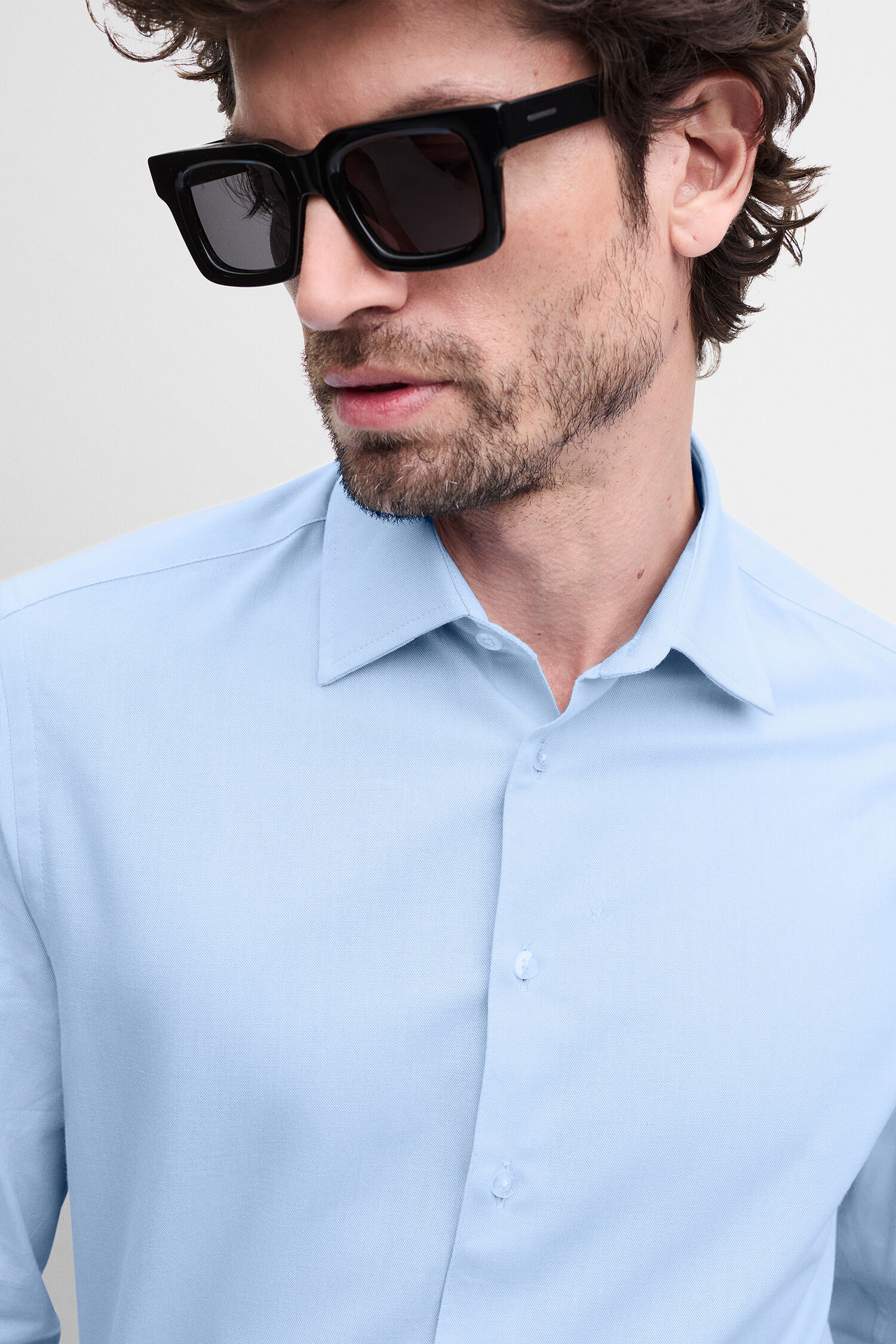 Hemd, blaues Hemd, Knopfleiste, Slim-Fit, Sonnenbrille