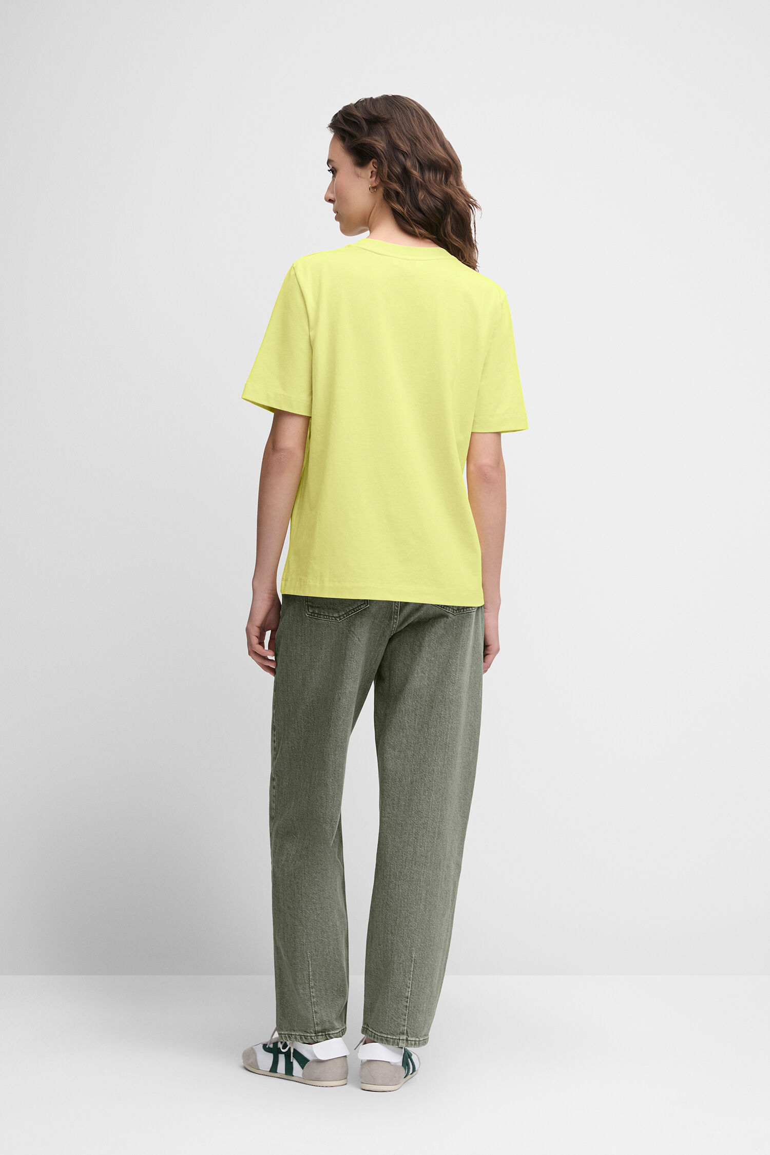 T-shirt, Leinen, Person, Bluse, Hosen