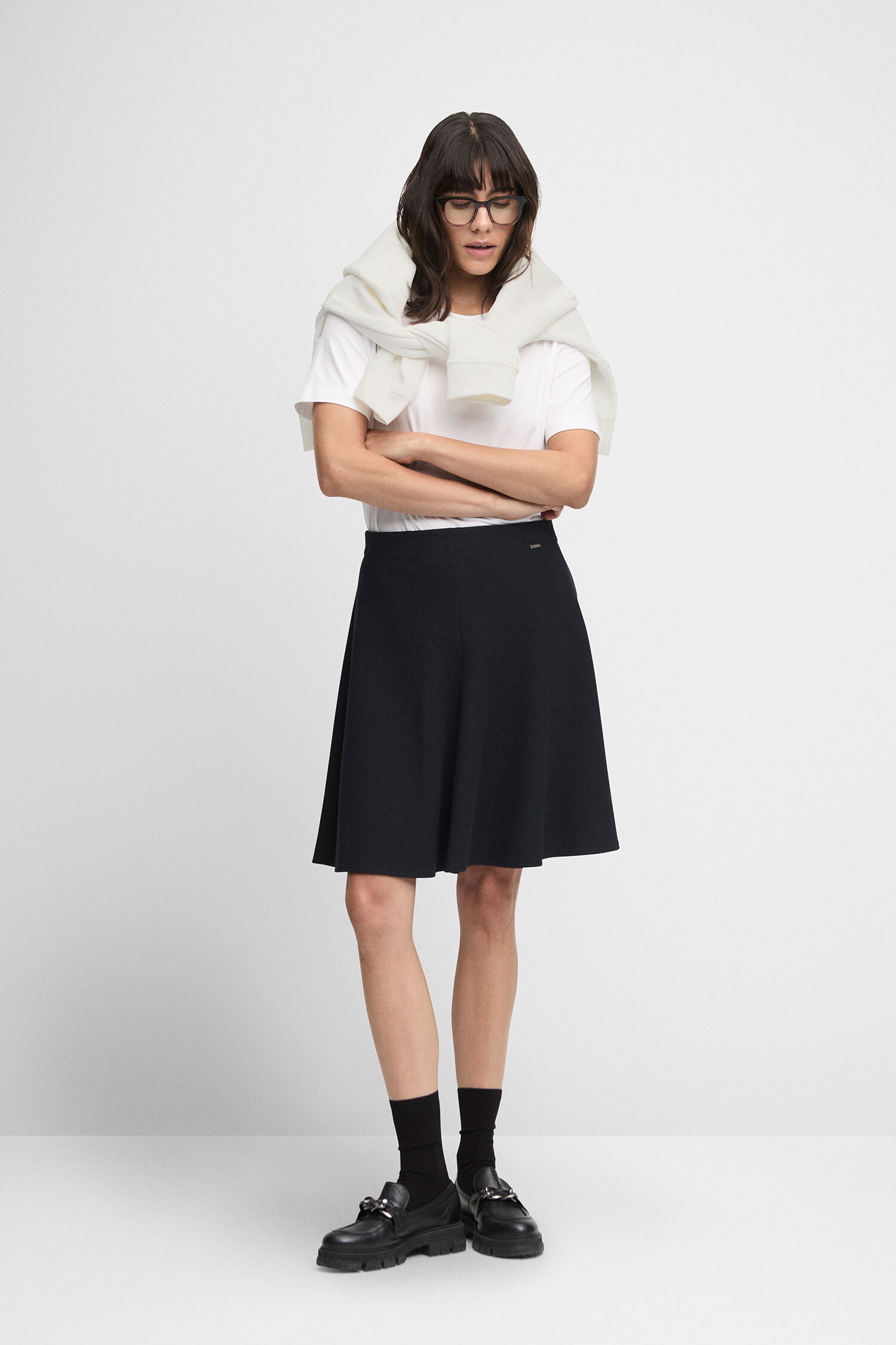 Bekleidung, Rock, Bluse, Person, Minirock