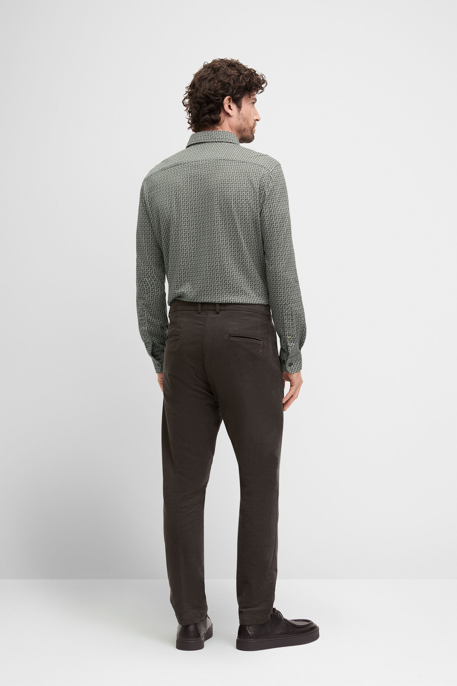 Langarm, Hosen, Person, Stehend, Mann