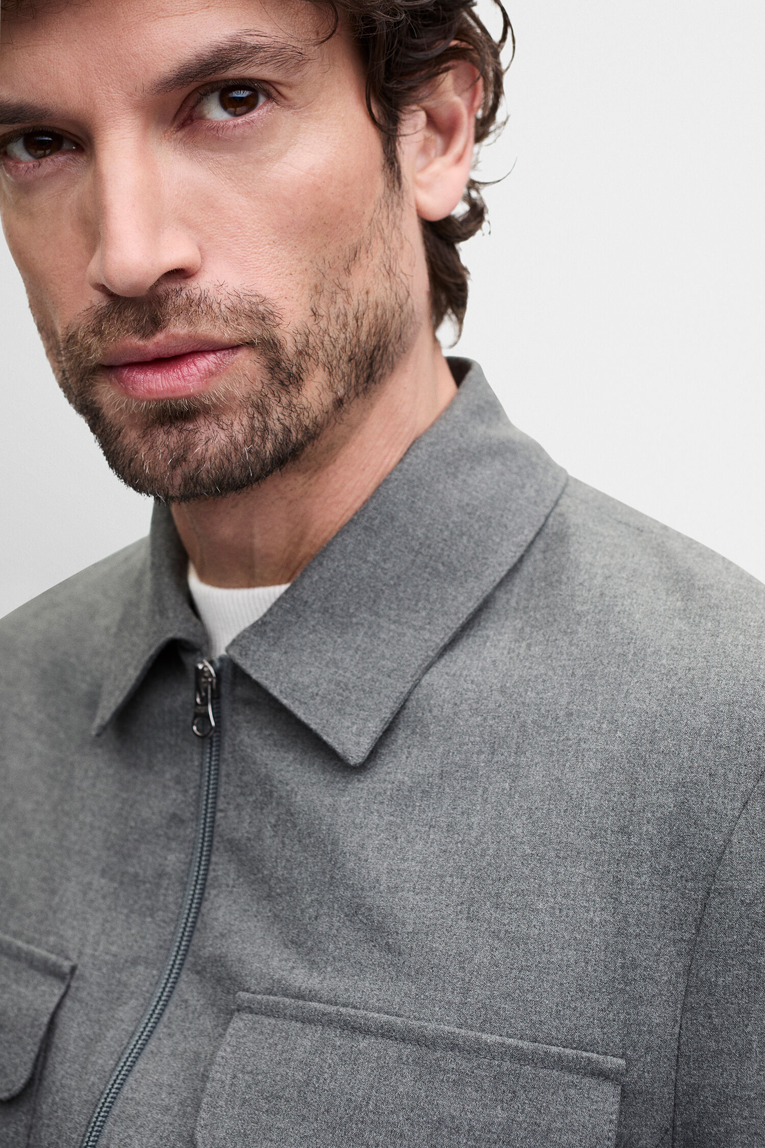 grau jacke, Reißverschluss, Kragen, Bart, Herrenkleidung