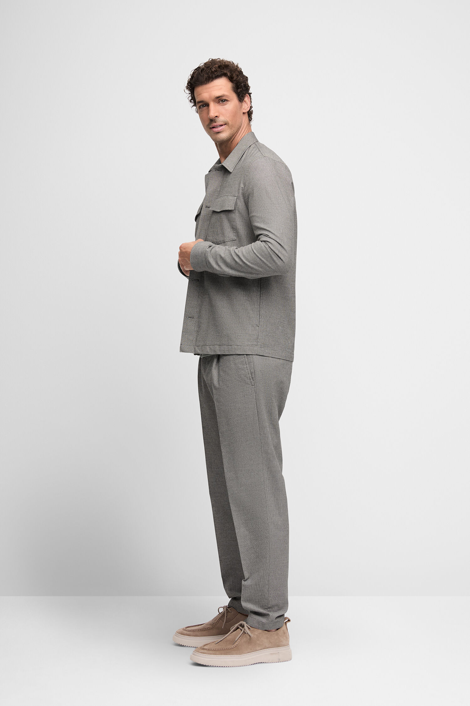 Formelle Kleidung, Anzug, Sitzend, Blazer, Mantel