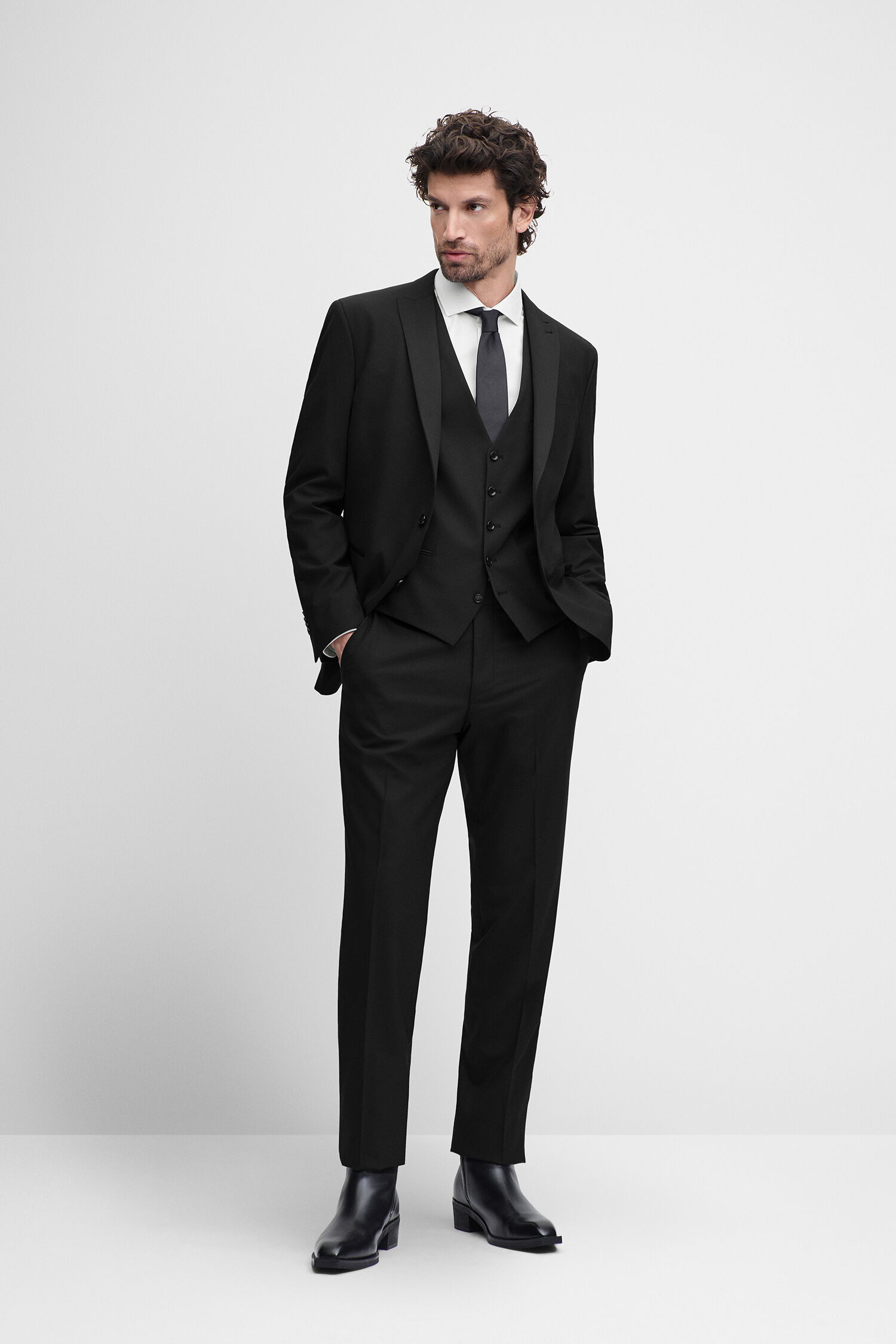 Anzug,  smoking, Dreiteiler, schwarz, Lederschuhe - black