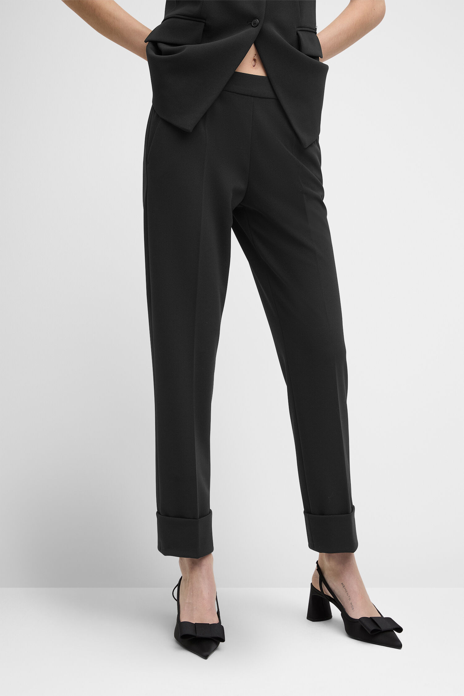 Hosen, Formelle Kleidung, Anzug, Person, Frau